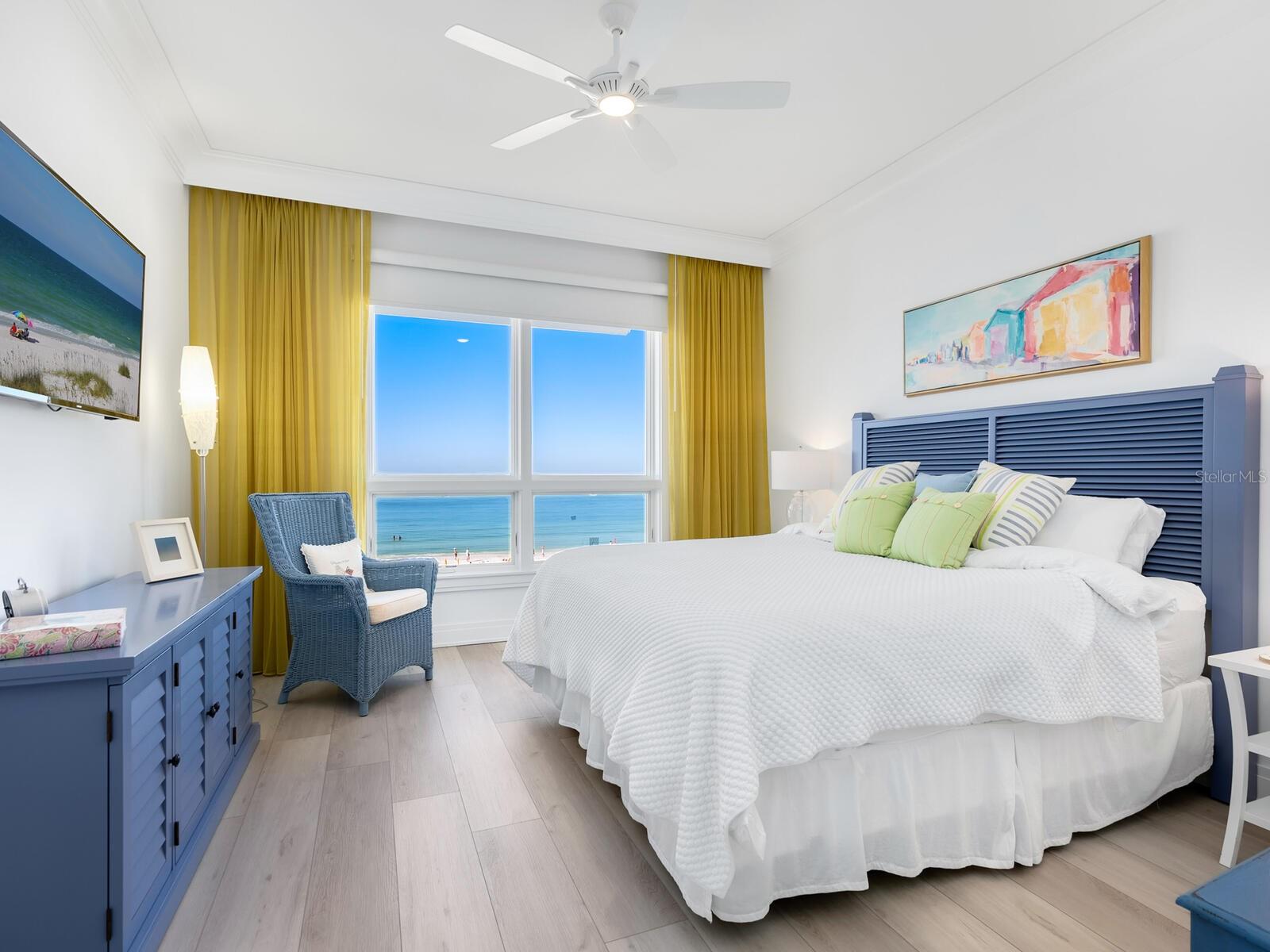 915 SEASIDE DR #407, SARASOTA, FL, 34242