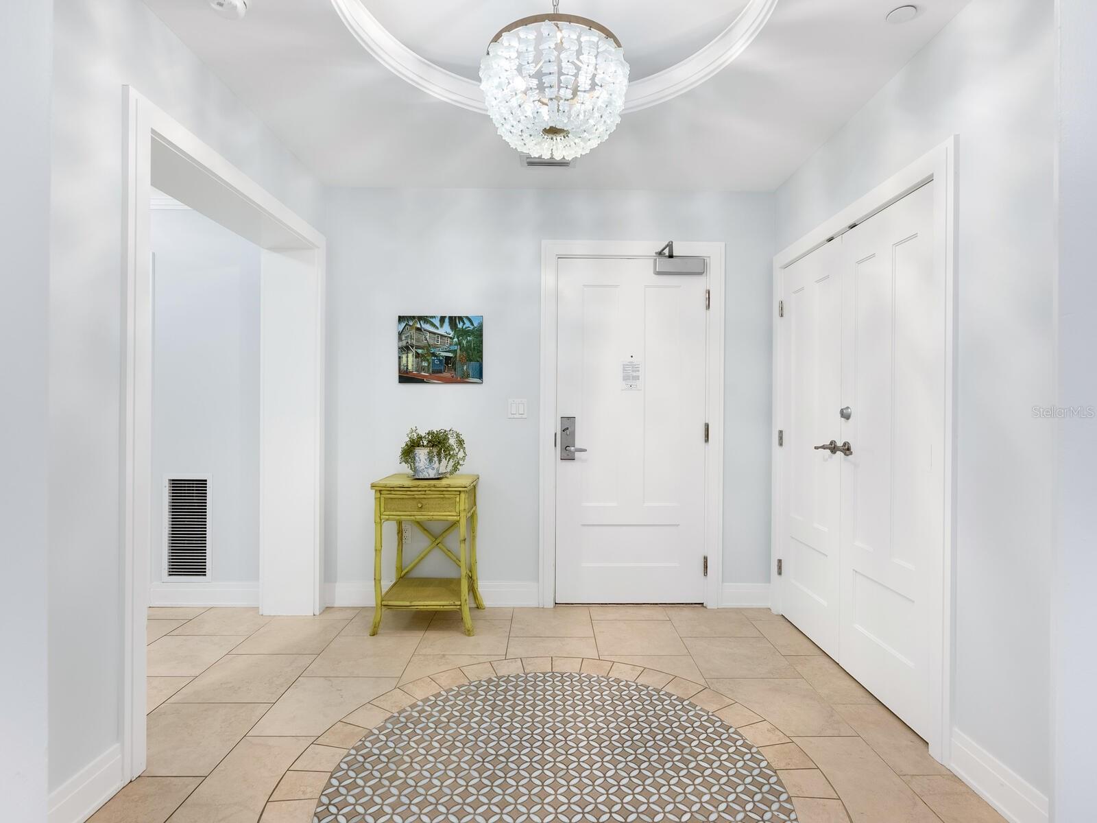 915 SEASIDE DR #407, SARASOTA, FL, 34242