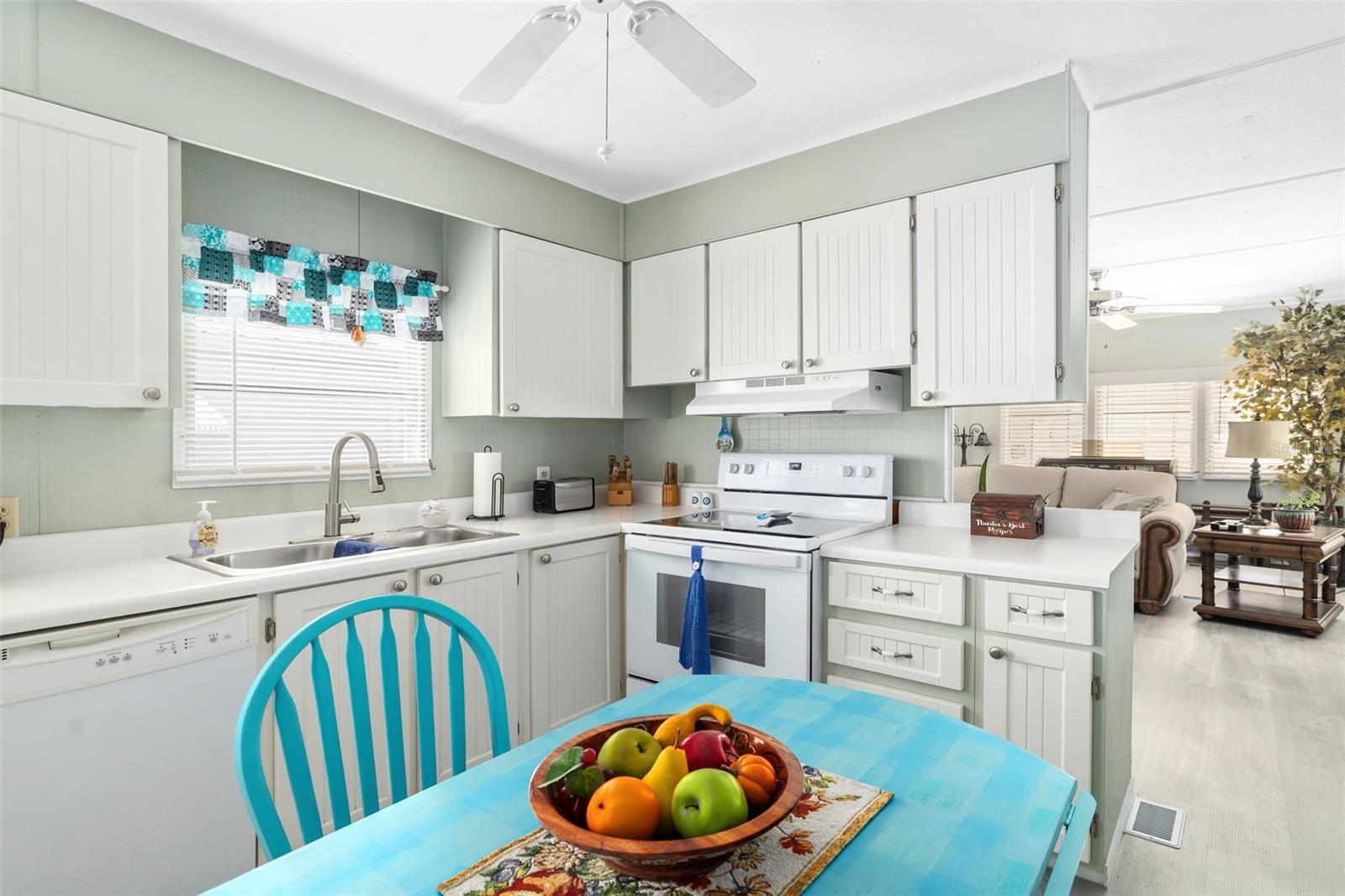 5115 8 A ST E, BRADENTON, FL, 34203