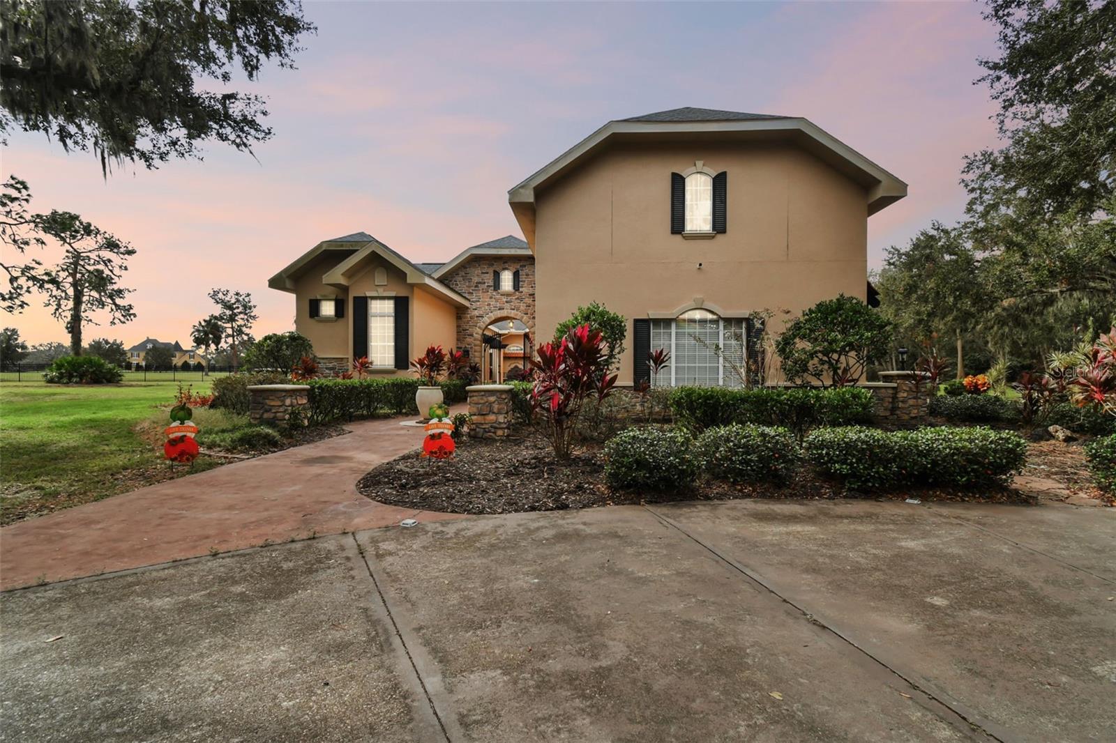 12709 MANNHURST OAK LN, LITHIA, FL, 33547