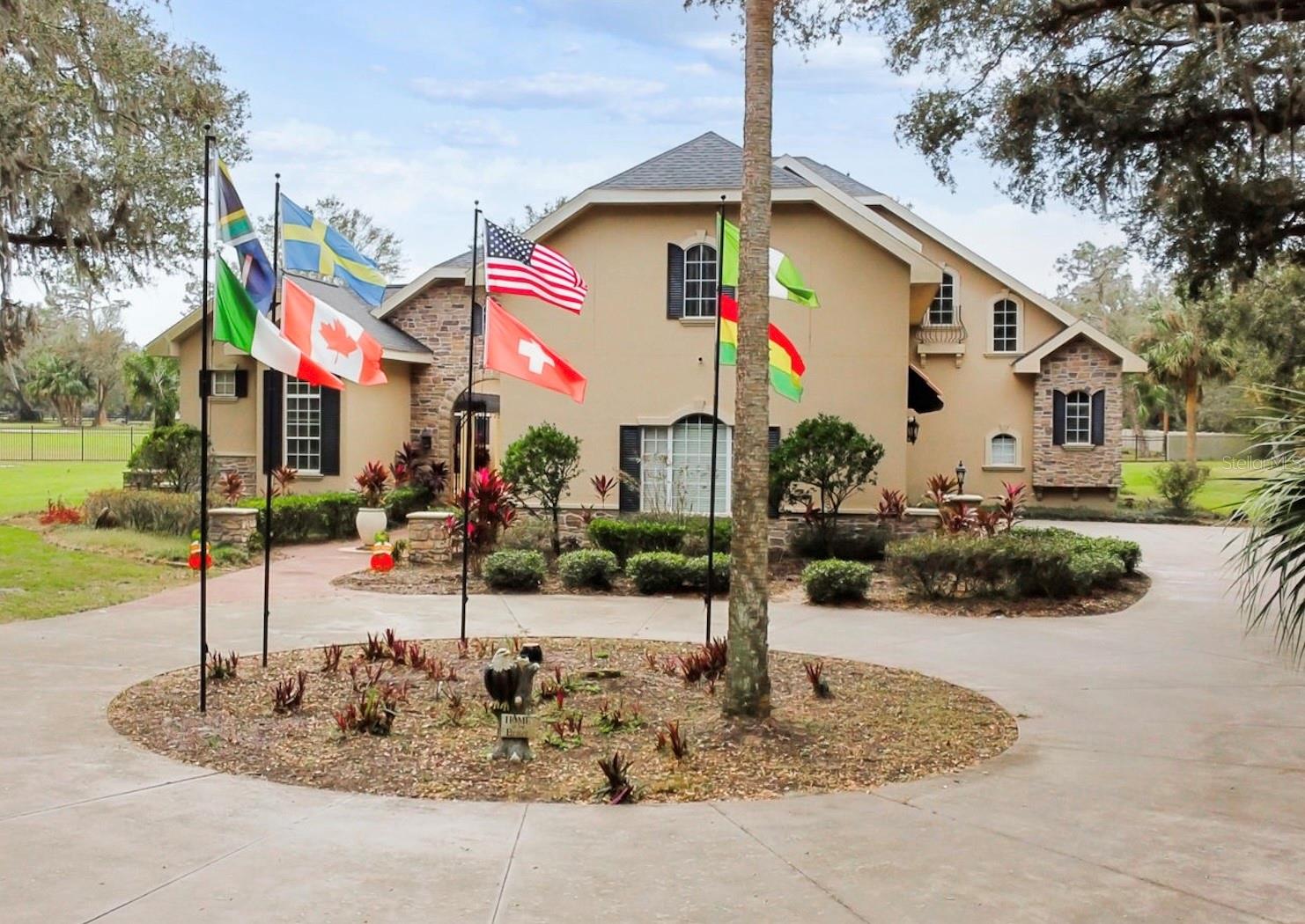 12709 MANNHURST OAK LN, LITHIA, FL, 33547