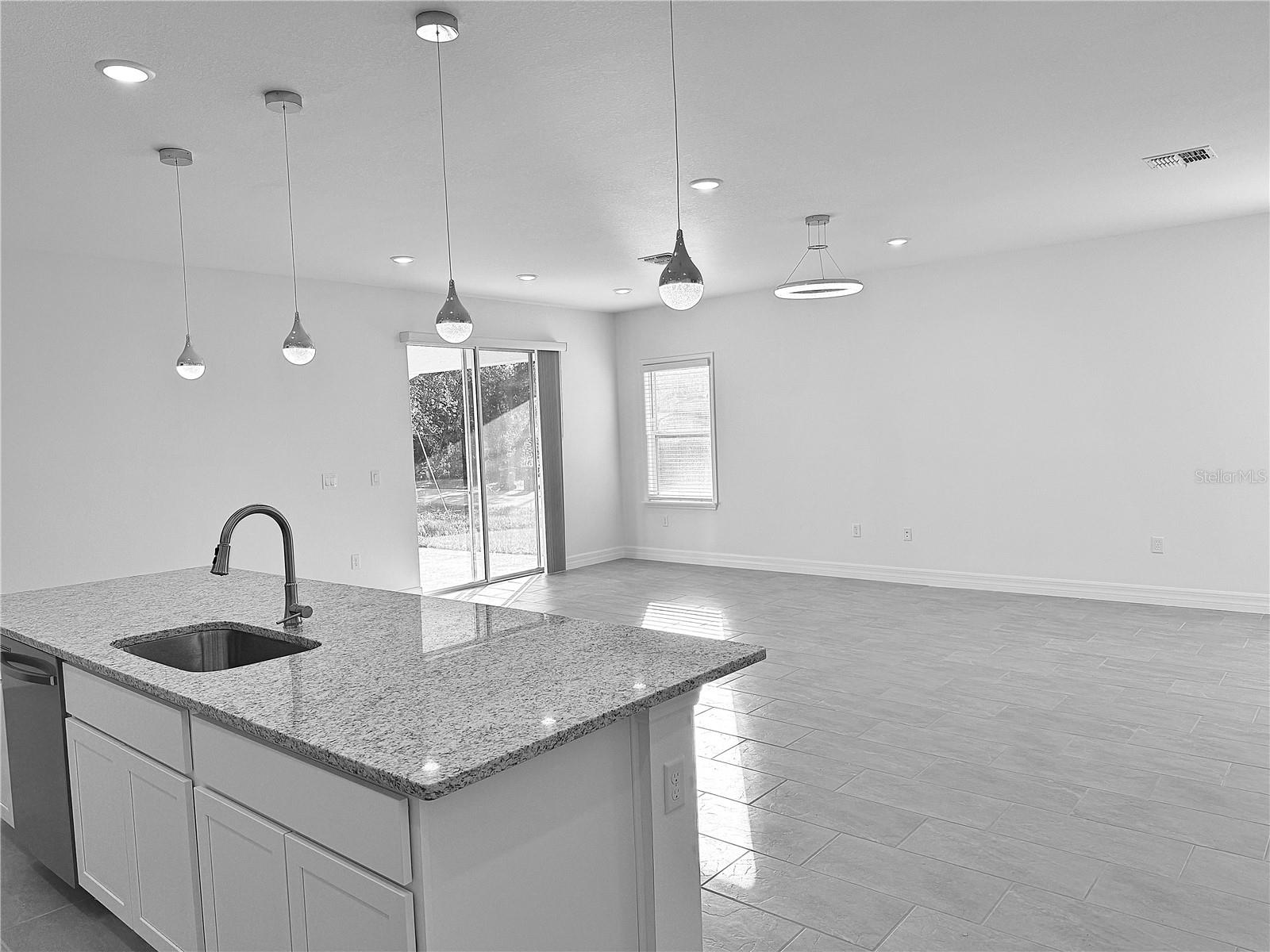 15467 MAYNARD AVE, PORT CHARLOTTE, FL, 33953