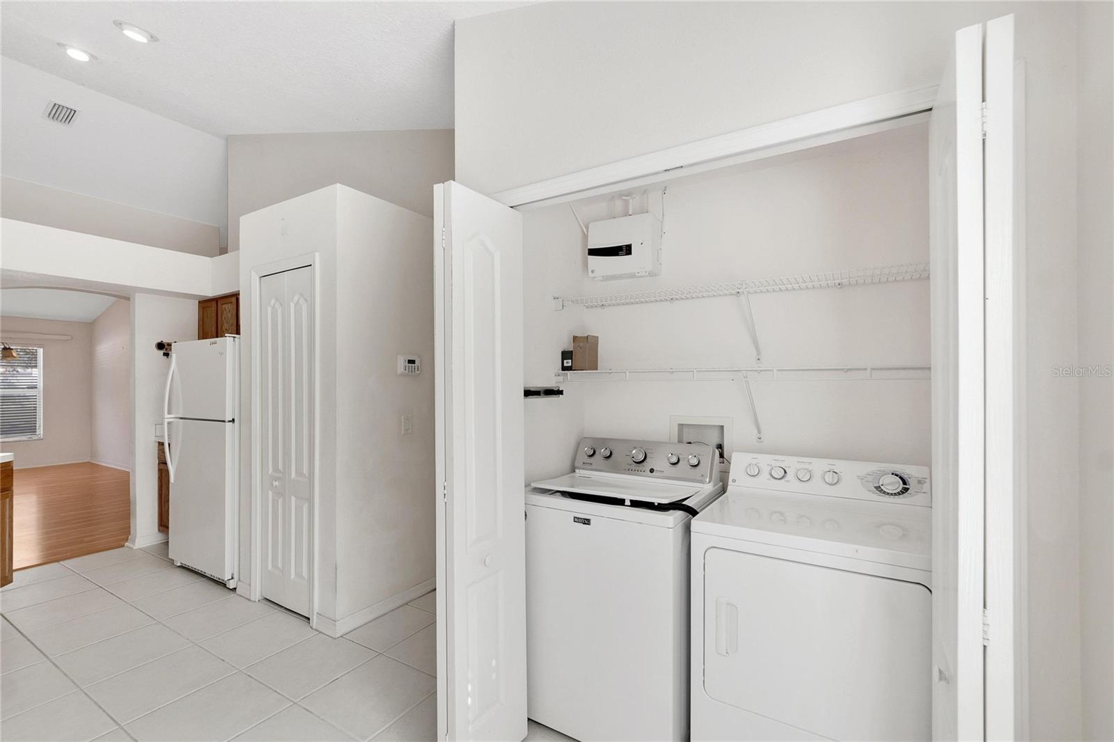 8534 CARRIAGE POINTE DR, GIBSONTON, FL, 33534