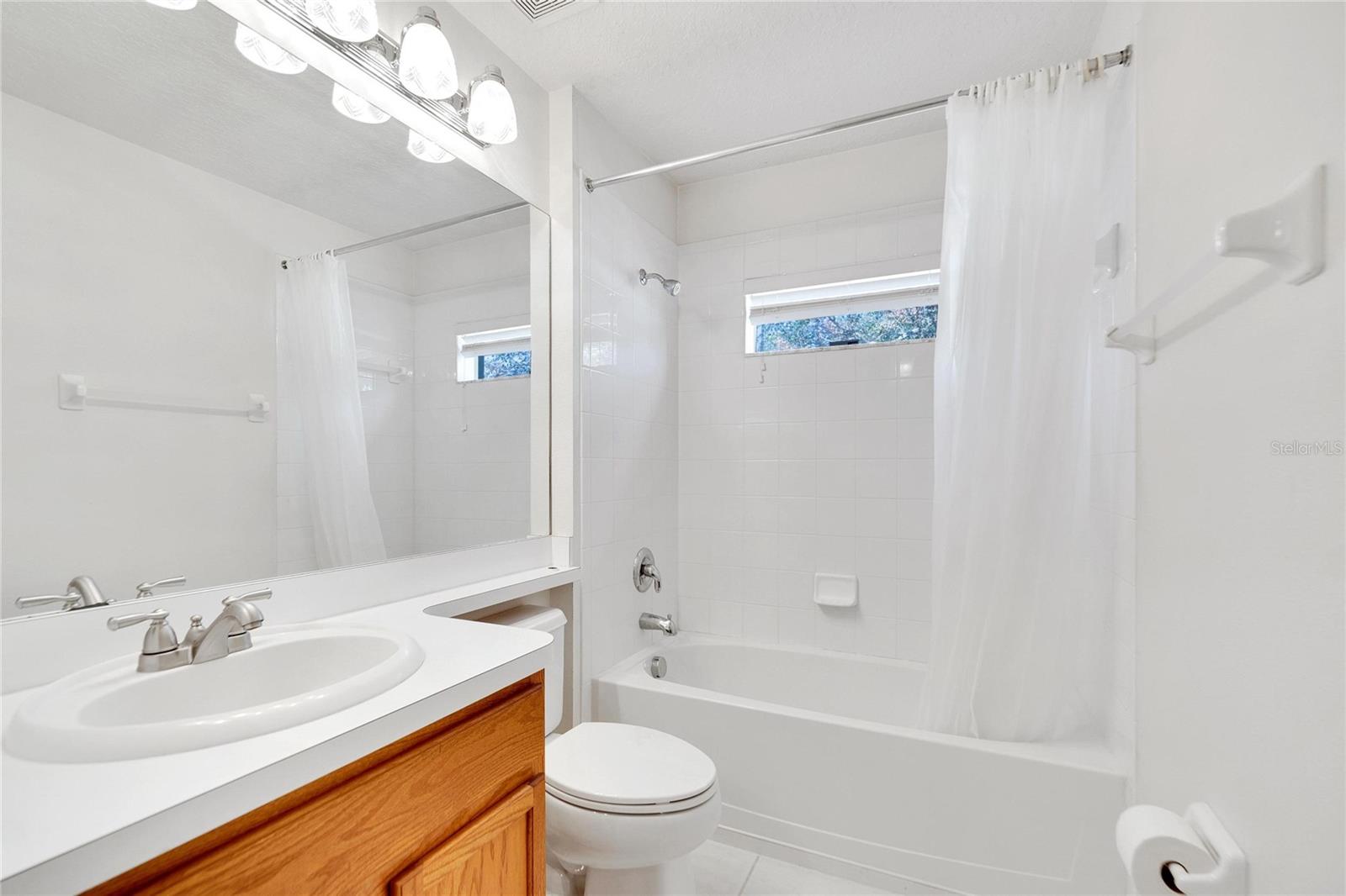8534 CARRIAGE POINTE DR, GIBSONTON, FL, 33534