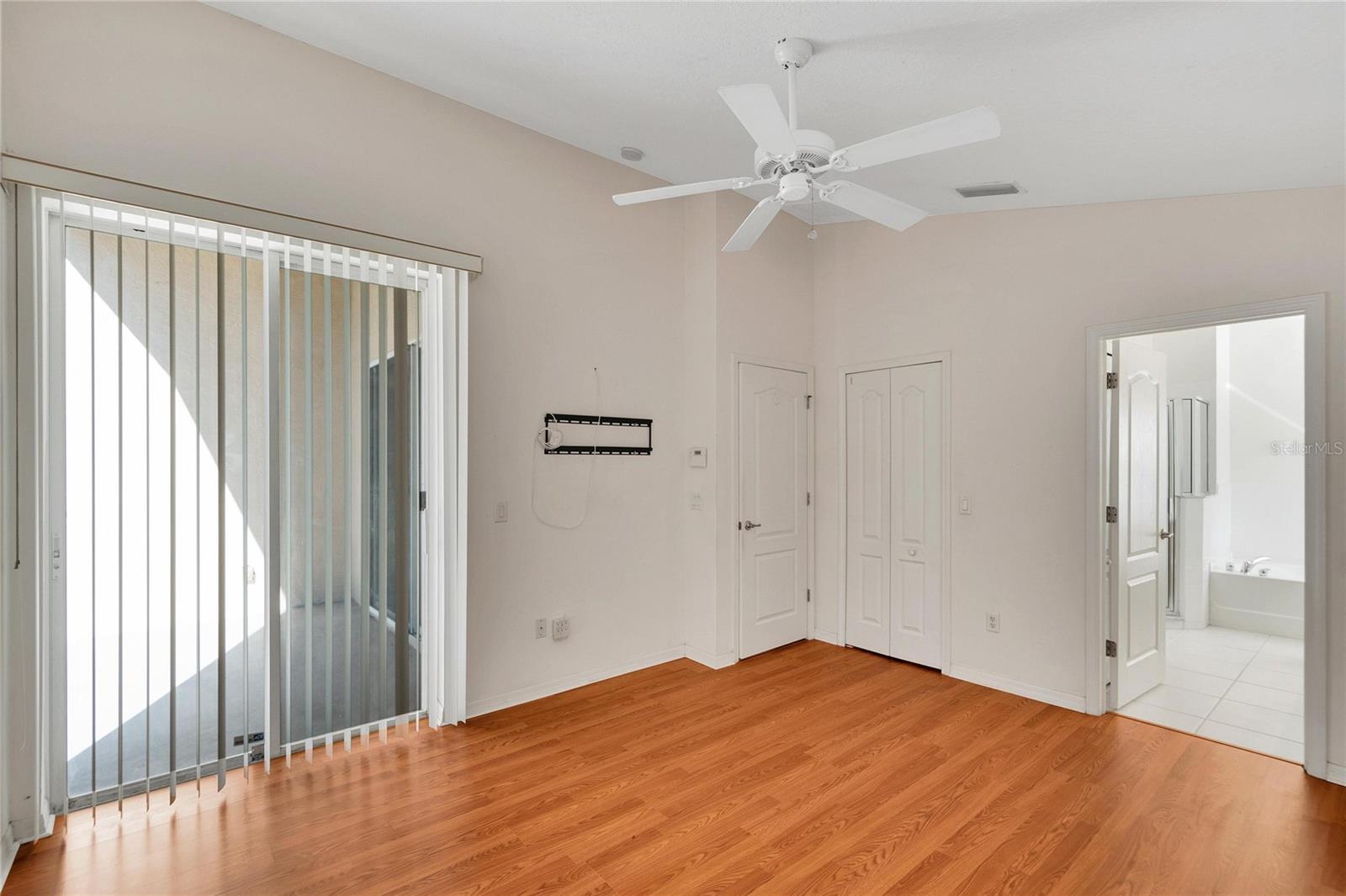 8534 CARRIAGE POINTE DR, GIBSONTON, FL, 33534