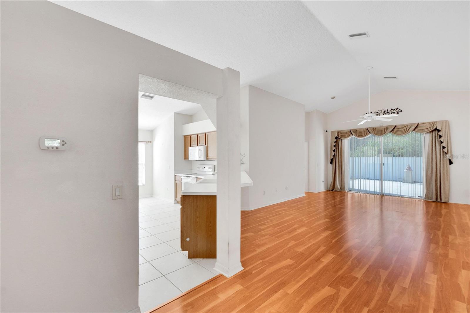8534 CARRIAGE POINTE DR, GIBSONTON, FL, 33534