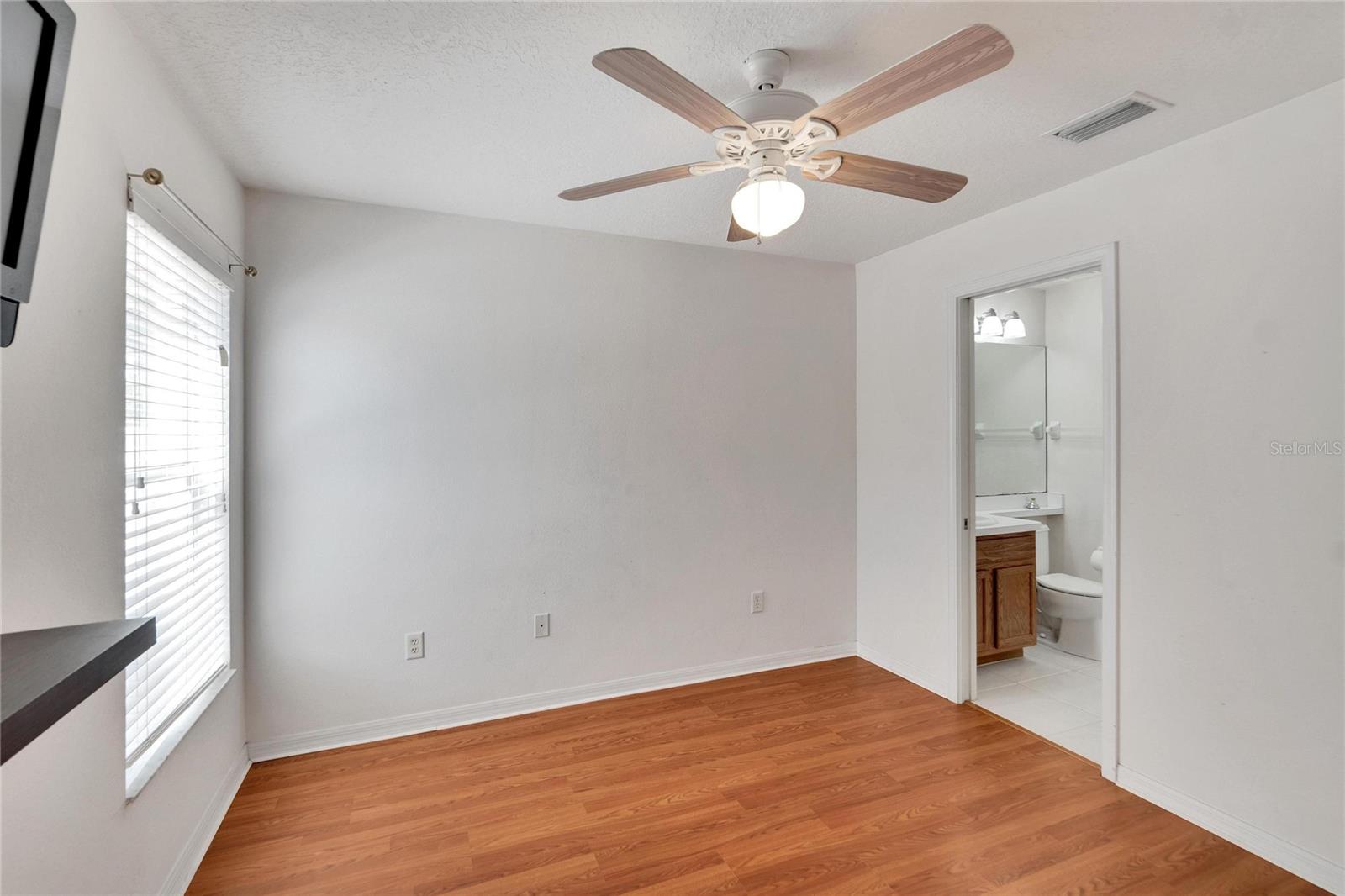 8534 CARRIAGE POINTE DR, GIBSONTON, FL, 33534