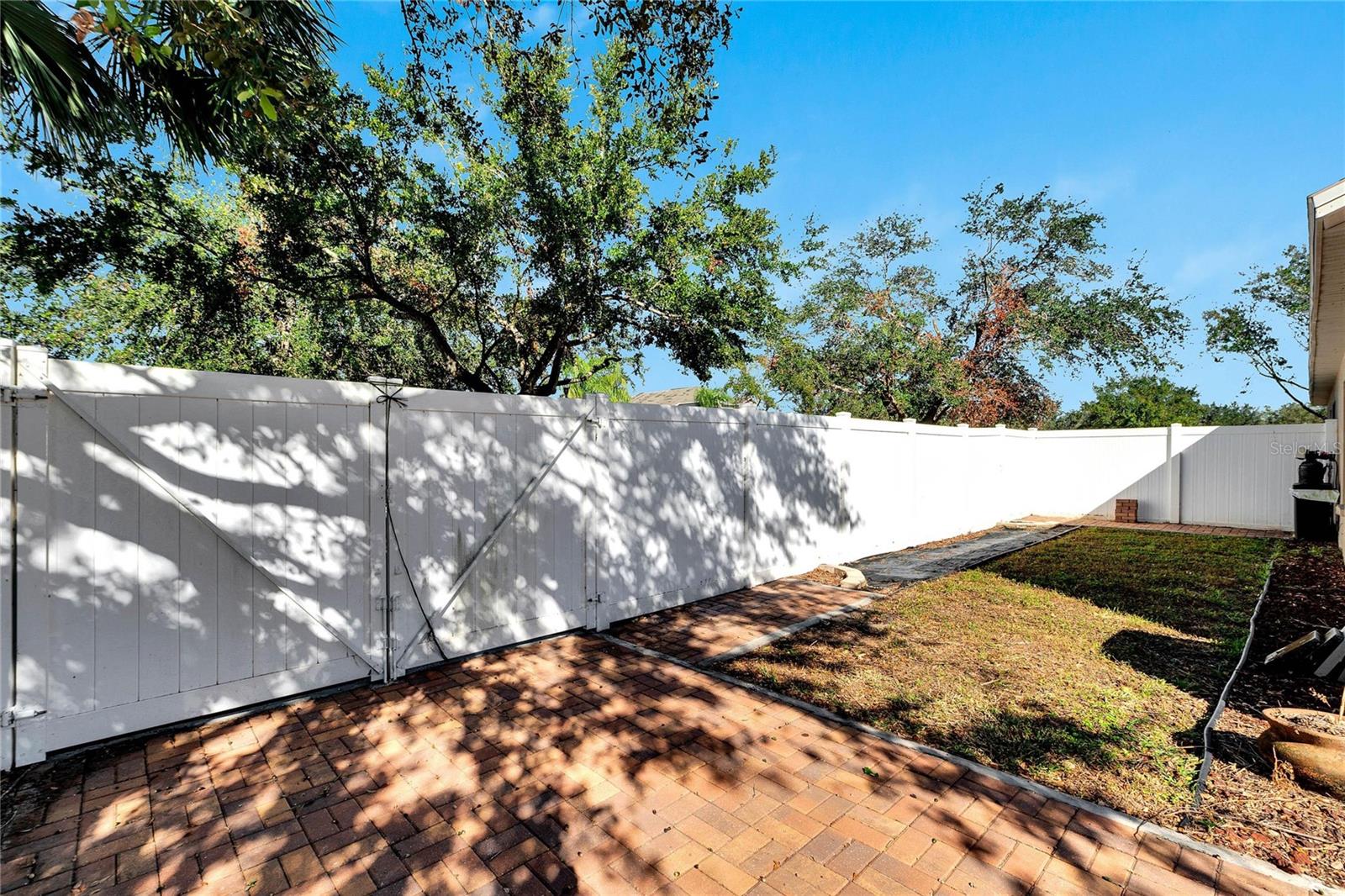 8534 CARRIAGE POINTE DR, GIBSONTON, FL, 33534