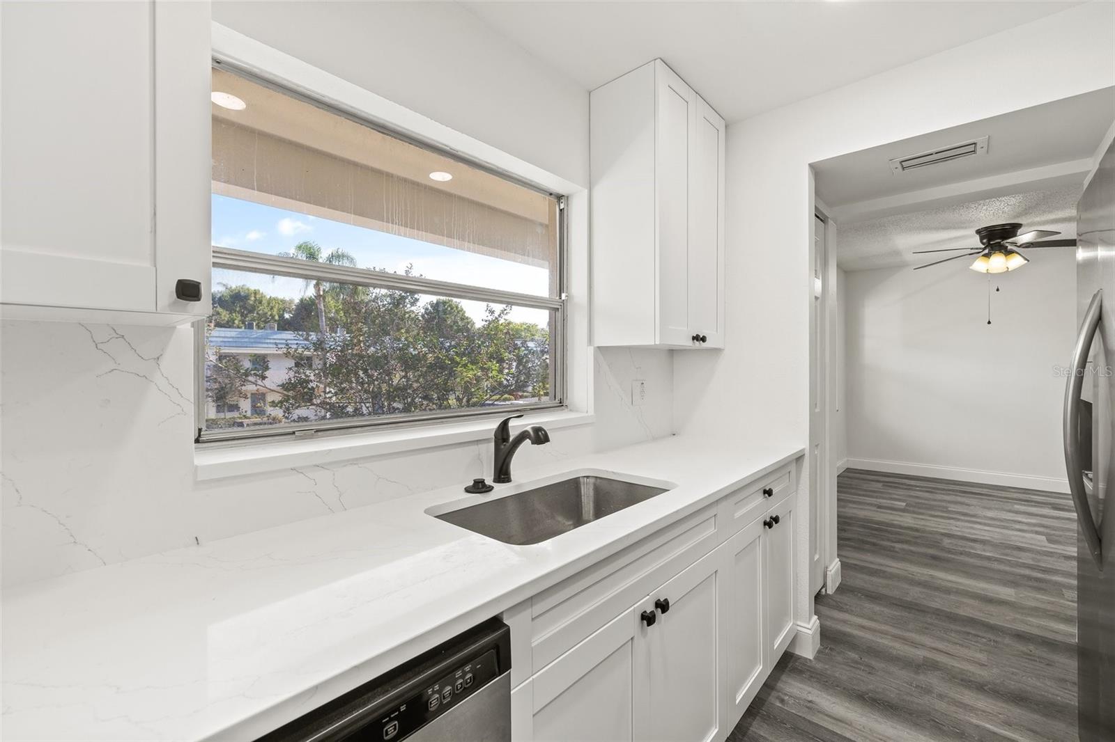 1975 W BAY DR #214, LARGO, FL, 33770