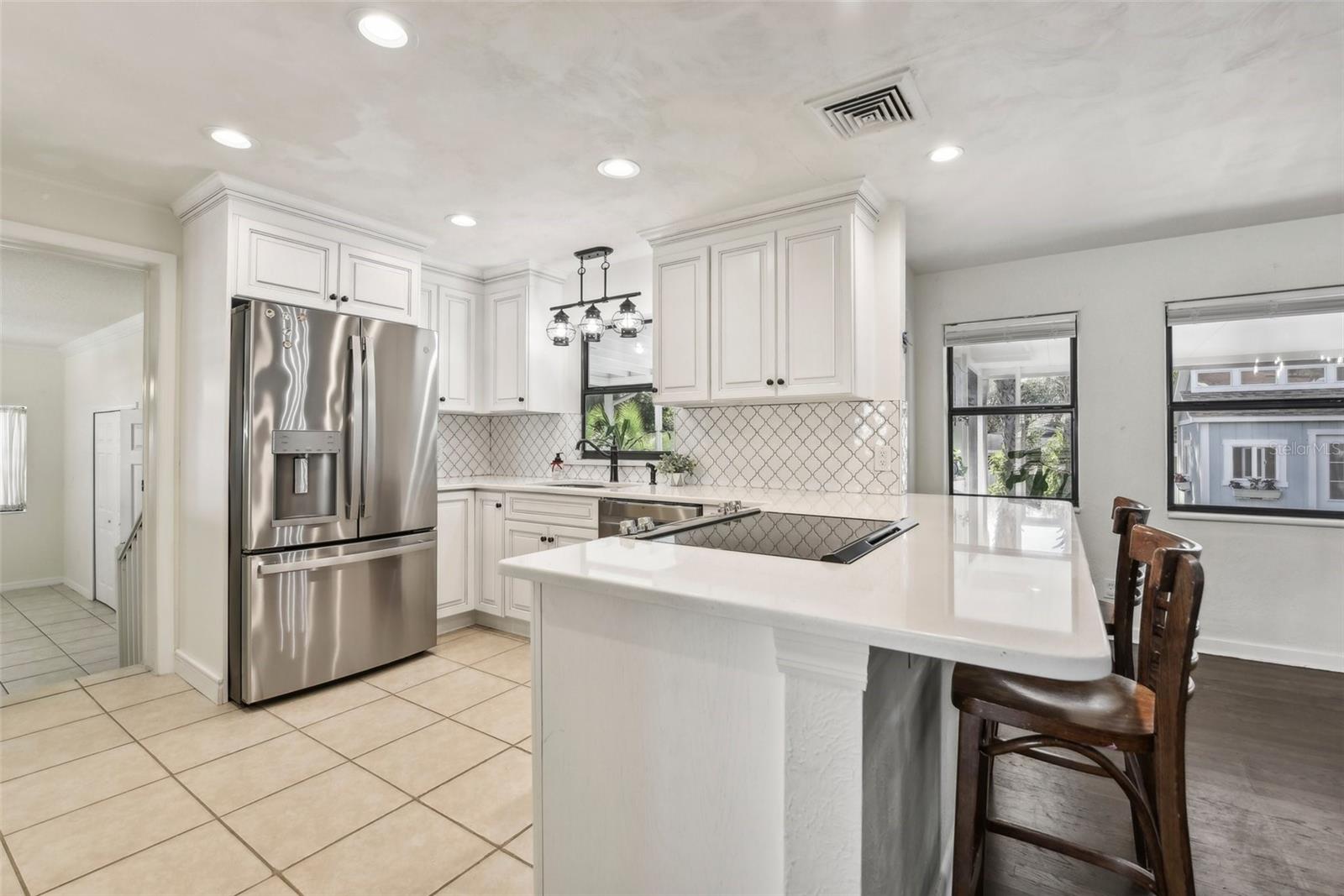 580 PAGE LN, MOUNT DORA, FL, 32757
