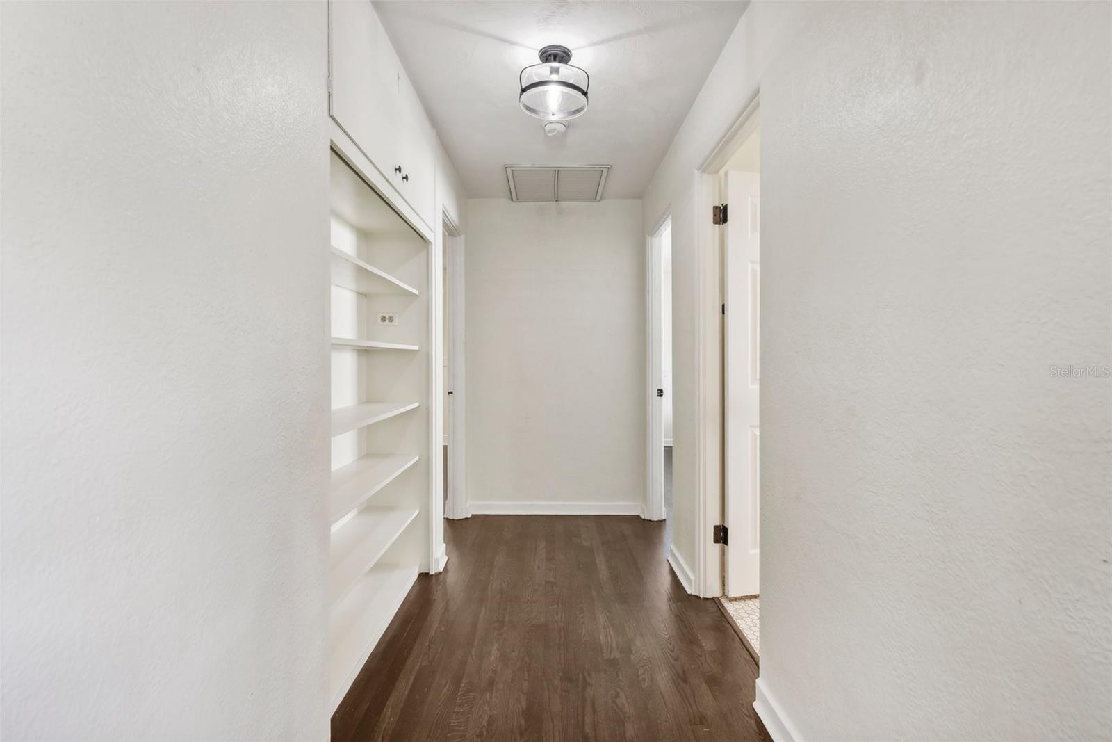 580 PAGE LN, MOUNT DORA, FL, 32757