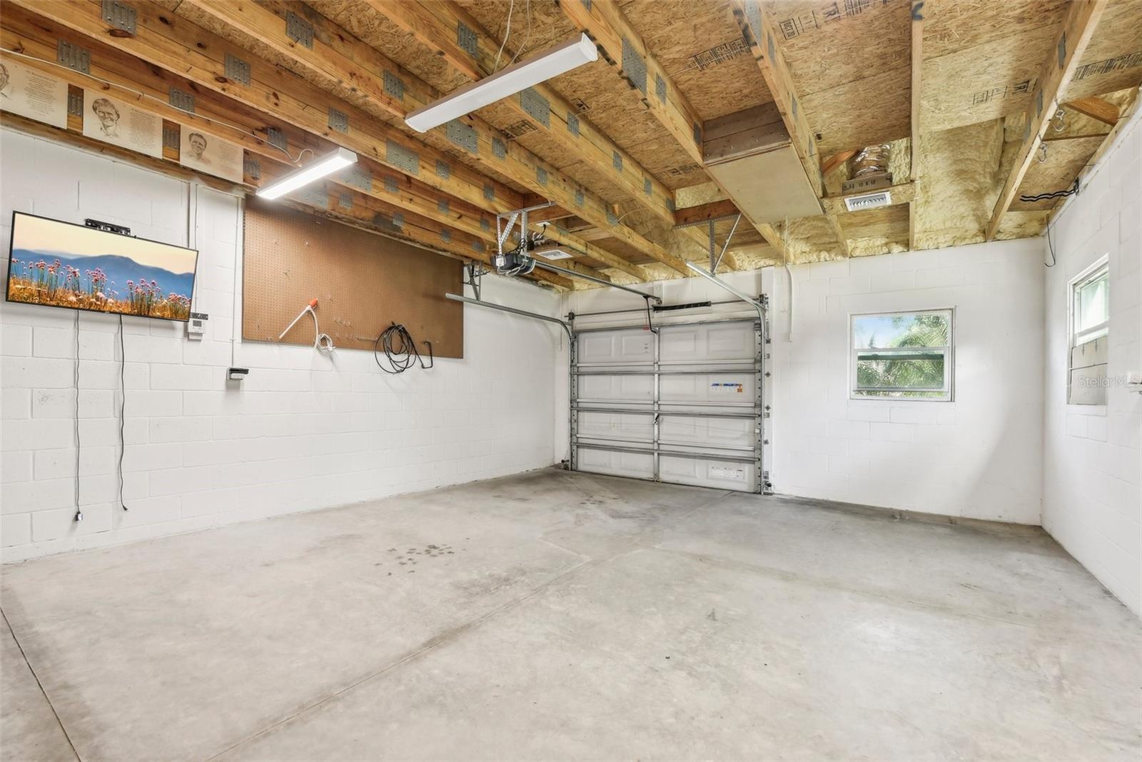 580 PAGE LN, MOUNT DORA, FL, 32757