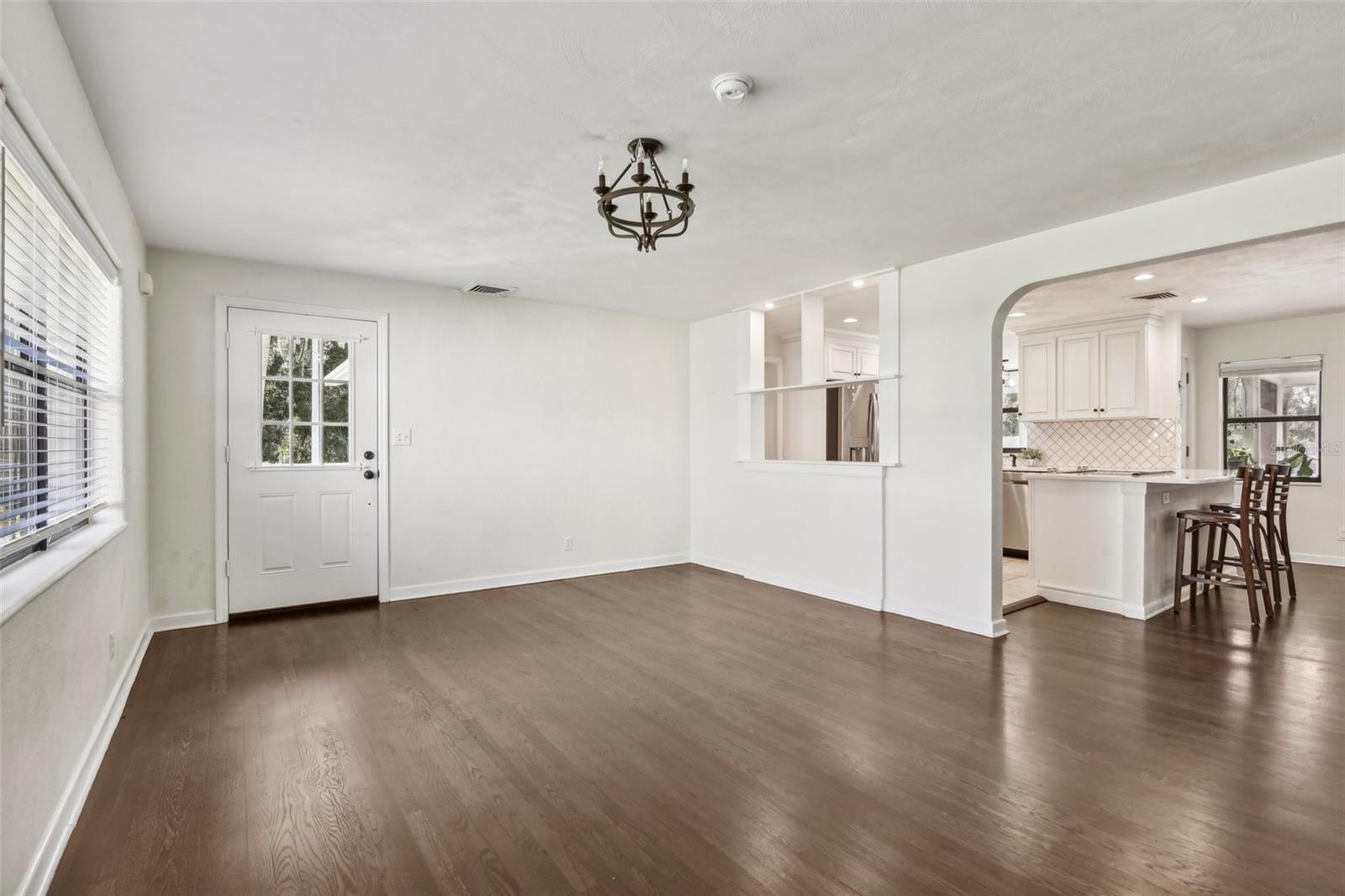 580 PAGE LN, MOUNT DORA, FL, 32757