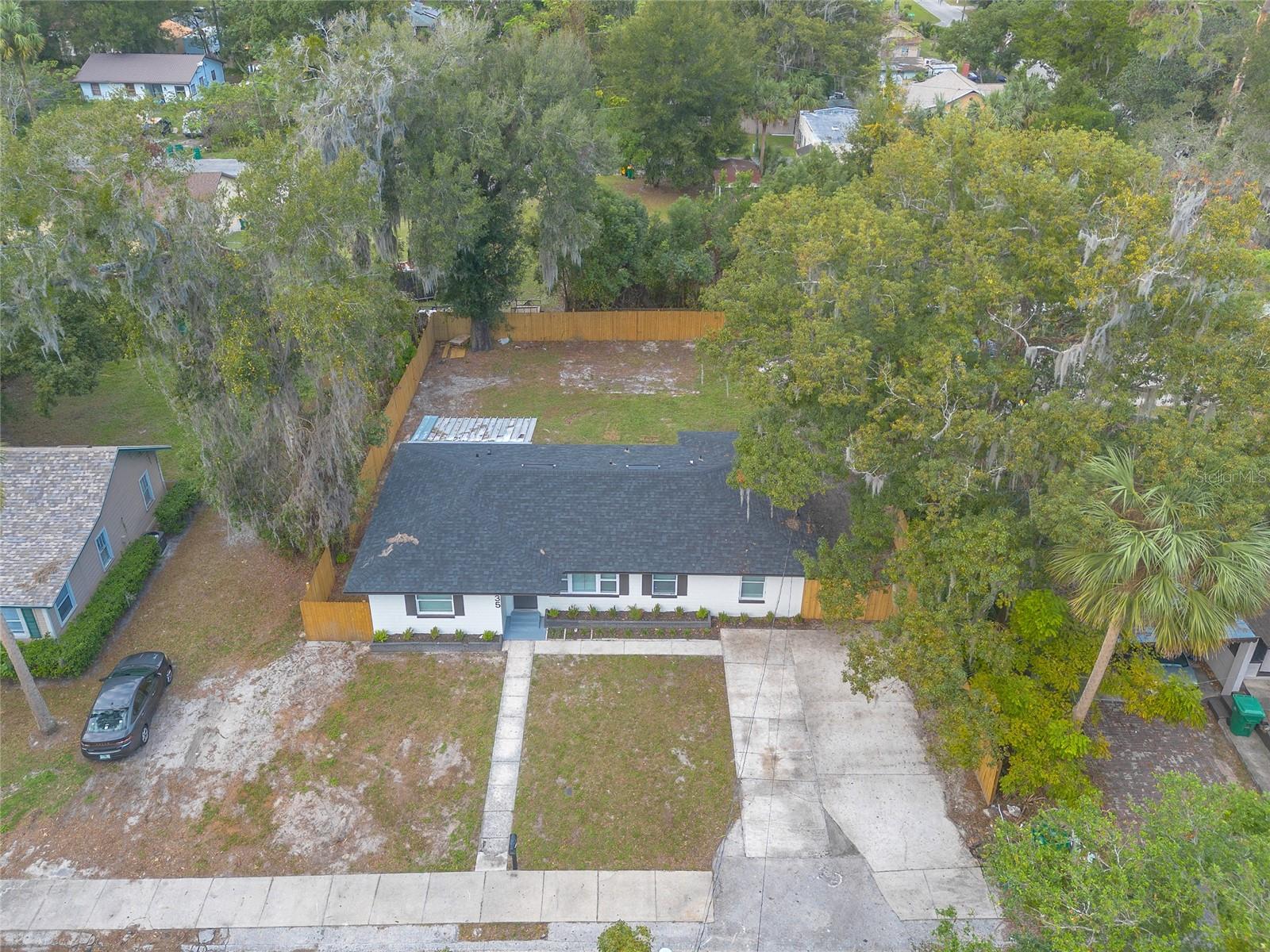 735 E CAROLINA AVE, DELAND, FL, 32724