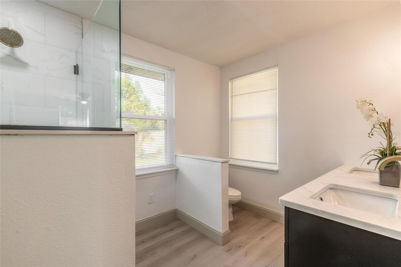 735 E CAROLINA AVE, DELAND, FL, 32724