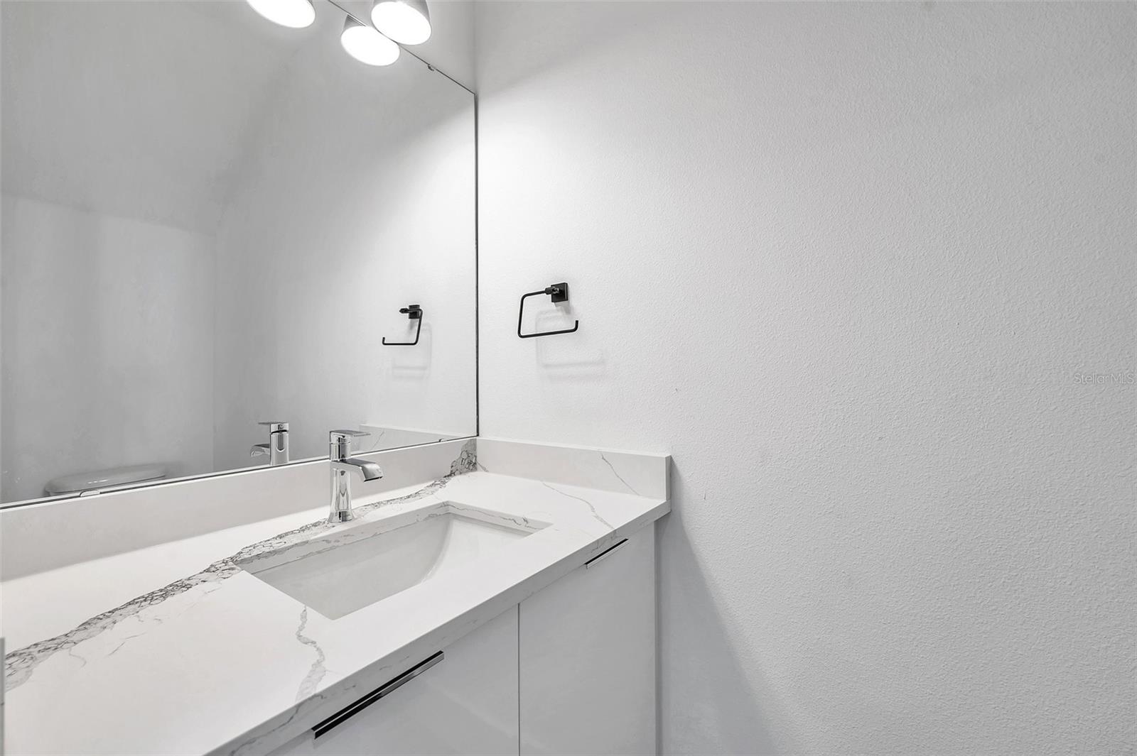 2608 W COLUMBUS DR #3, TAMPA, FL, 33607