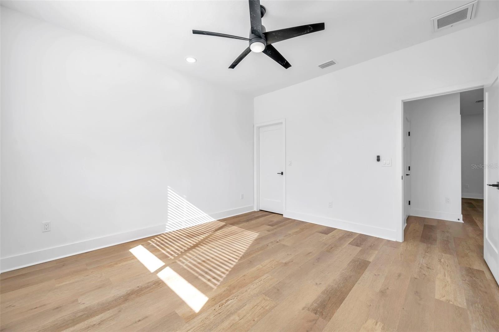2608 W COLUMBUS DR #3, TAMPA, FL, 33607