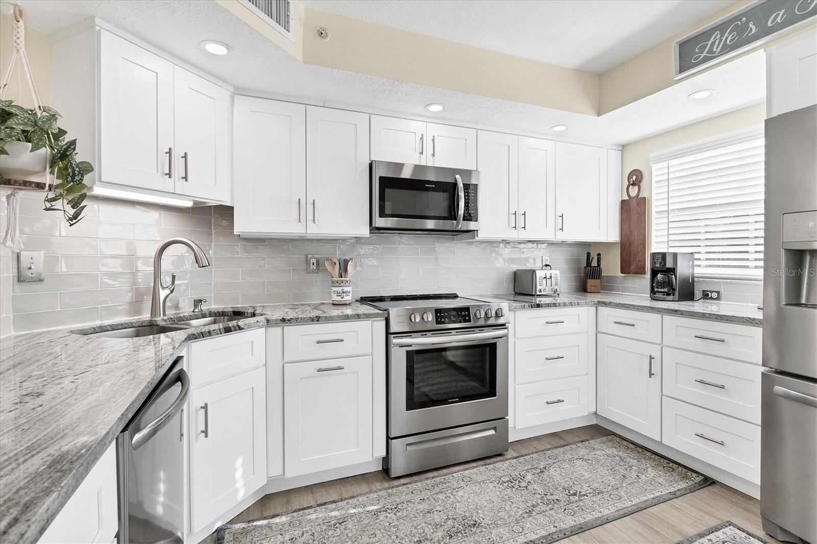 815 MONTROSE DR #103, VENICE, FL, 34293