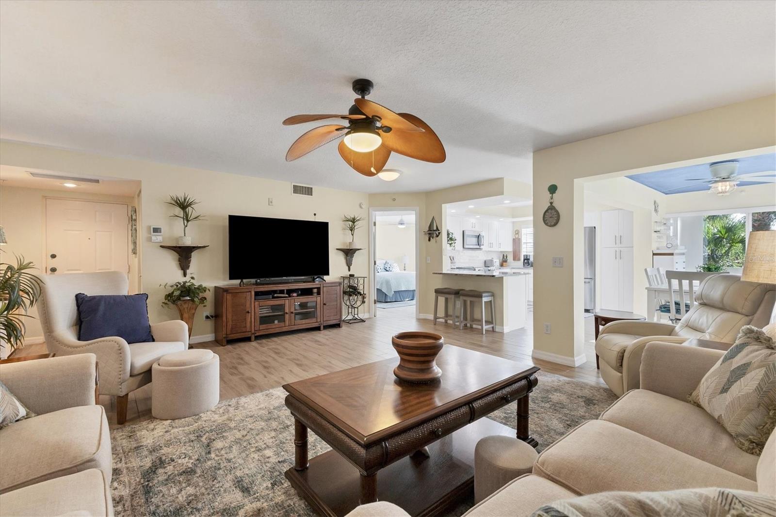 815 MONTROSE DR #103, VENICE, FL, 34293