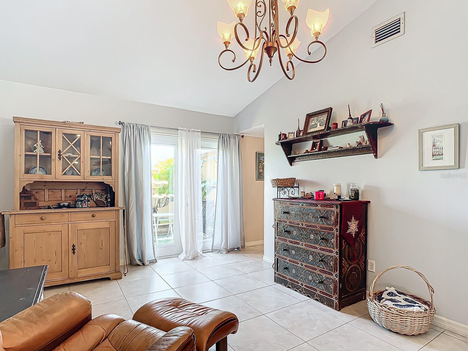 124 CUNNINGHAM DR, NEW SMYRNA BEACH, FL, 32168