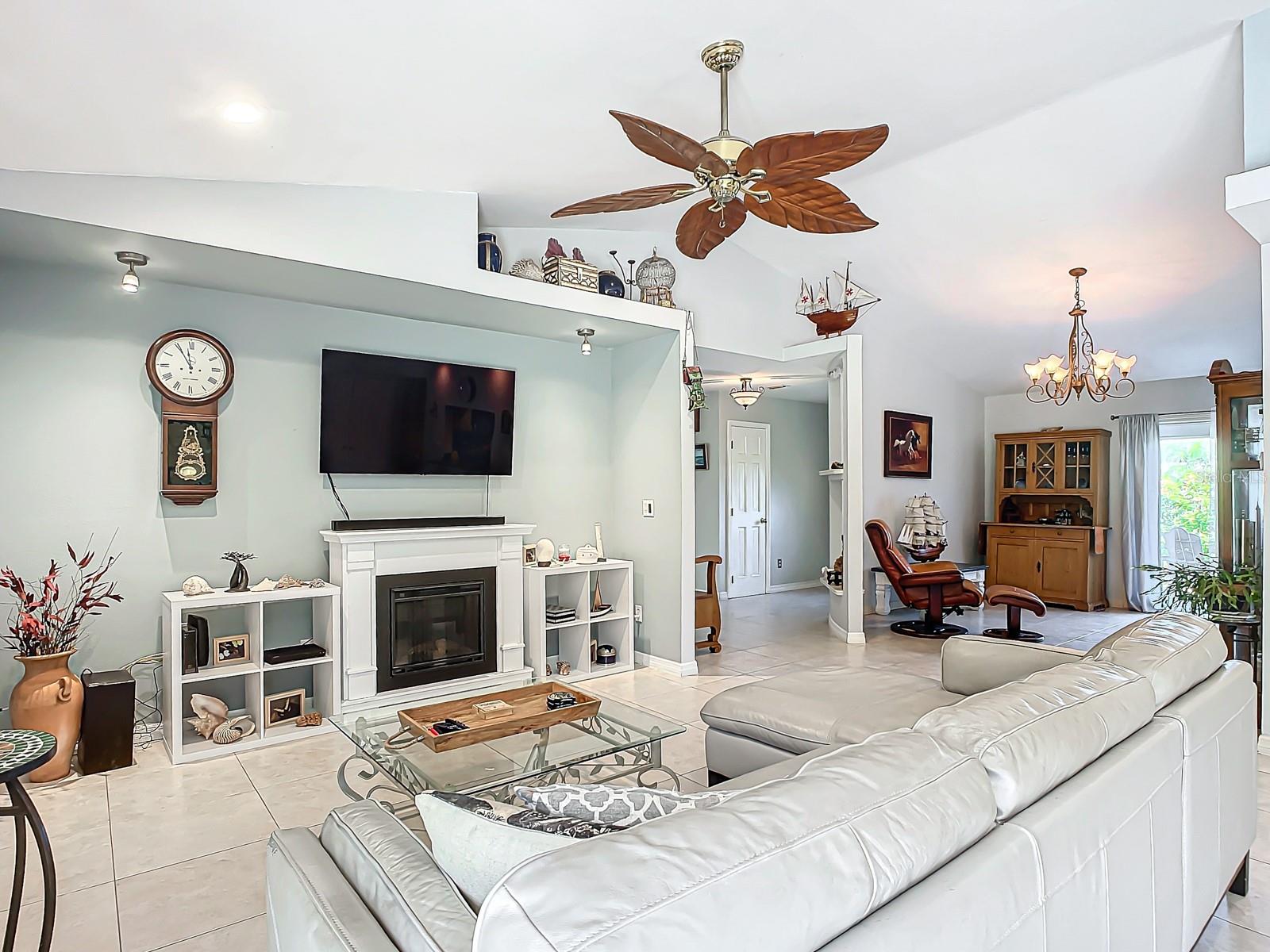 124 CUNNINGHAM DR, NEW SMYRNA BEACH, FL, 32168