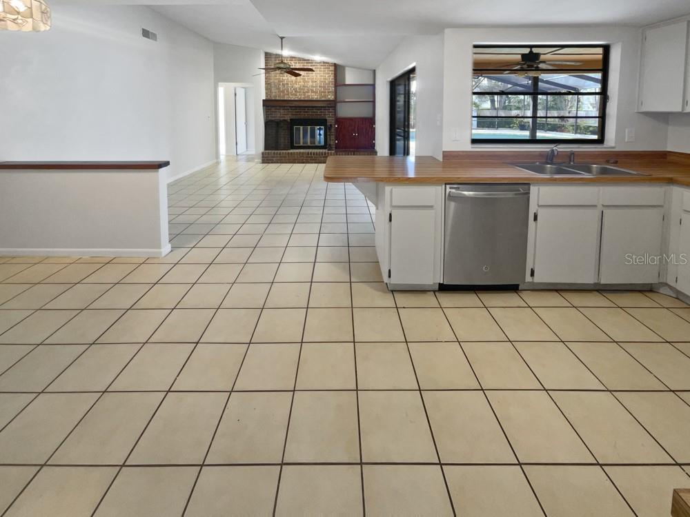 16504 CRANWOOD PL, TAMPA, FL, 33618