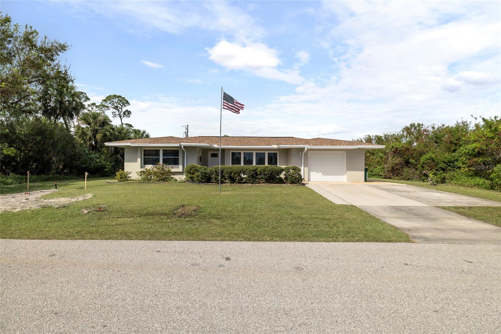 670 BEECHE TER NW, PORT CHARLOTTE, FL, 33948