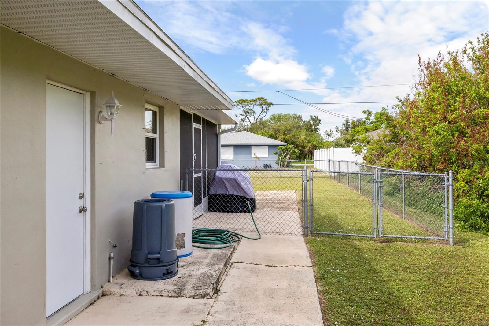 670 BEECHE TER NW, PORT CHARLOTTE, FL, 33948
