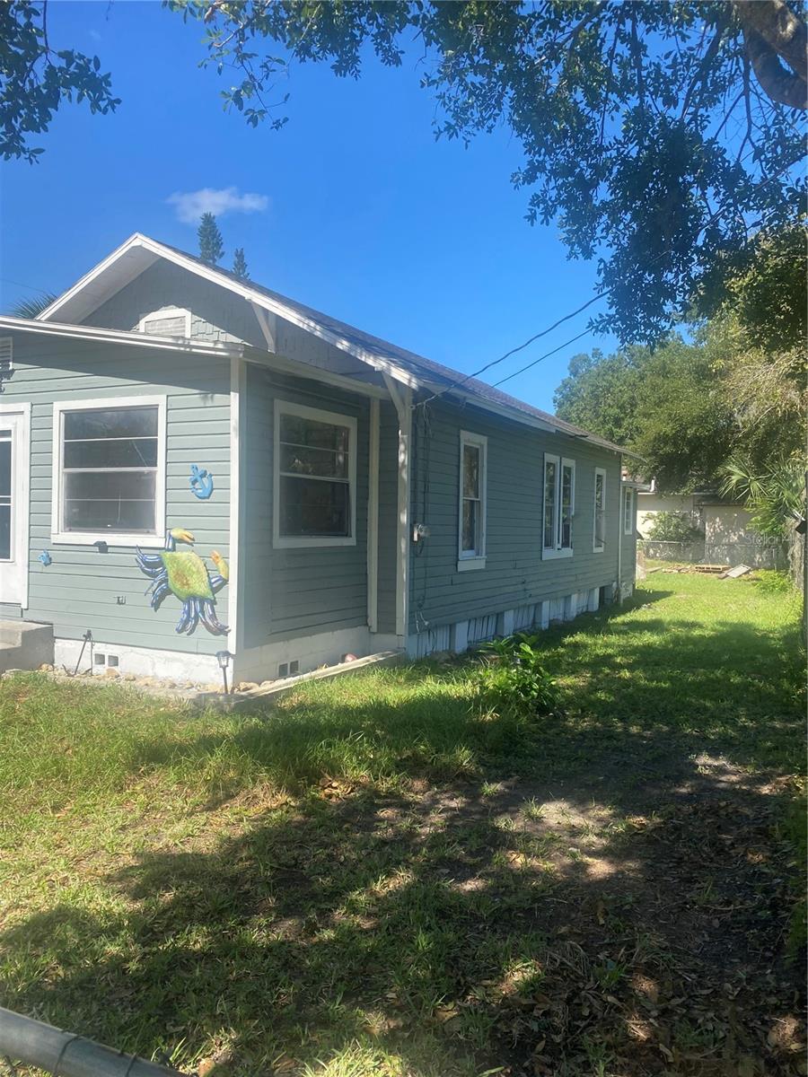 587 WASHINGTON ST, NEW SMYRNA BEACH, FL, 32168