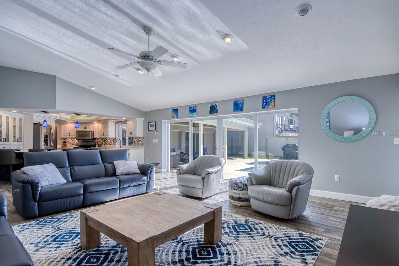 2773 SEABREEZE DR S, GULFPORT, FL, 33707
