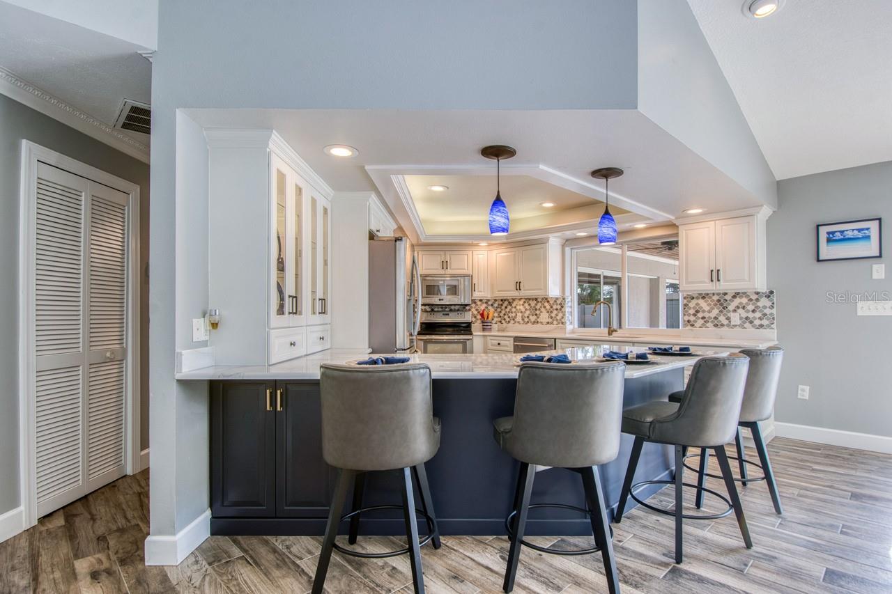 2773 SEABREEZE DR S, GULFPORT, FL, 33707