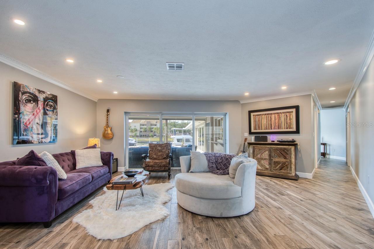 2773 SEABREEZE DR S, GULFPORT, FL, 33707