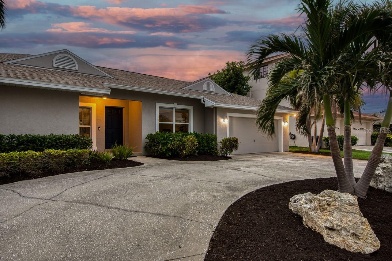 2773 SEABREEZE DR S, GULFPORT, FL, 33707