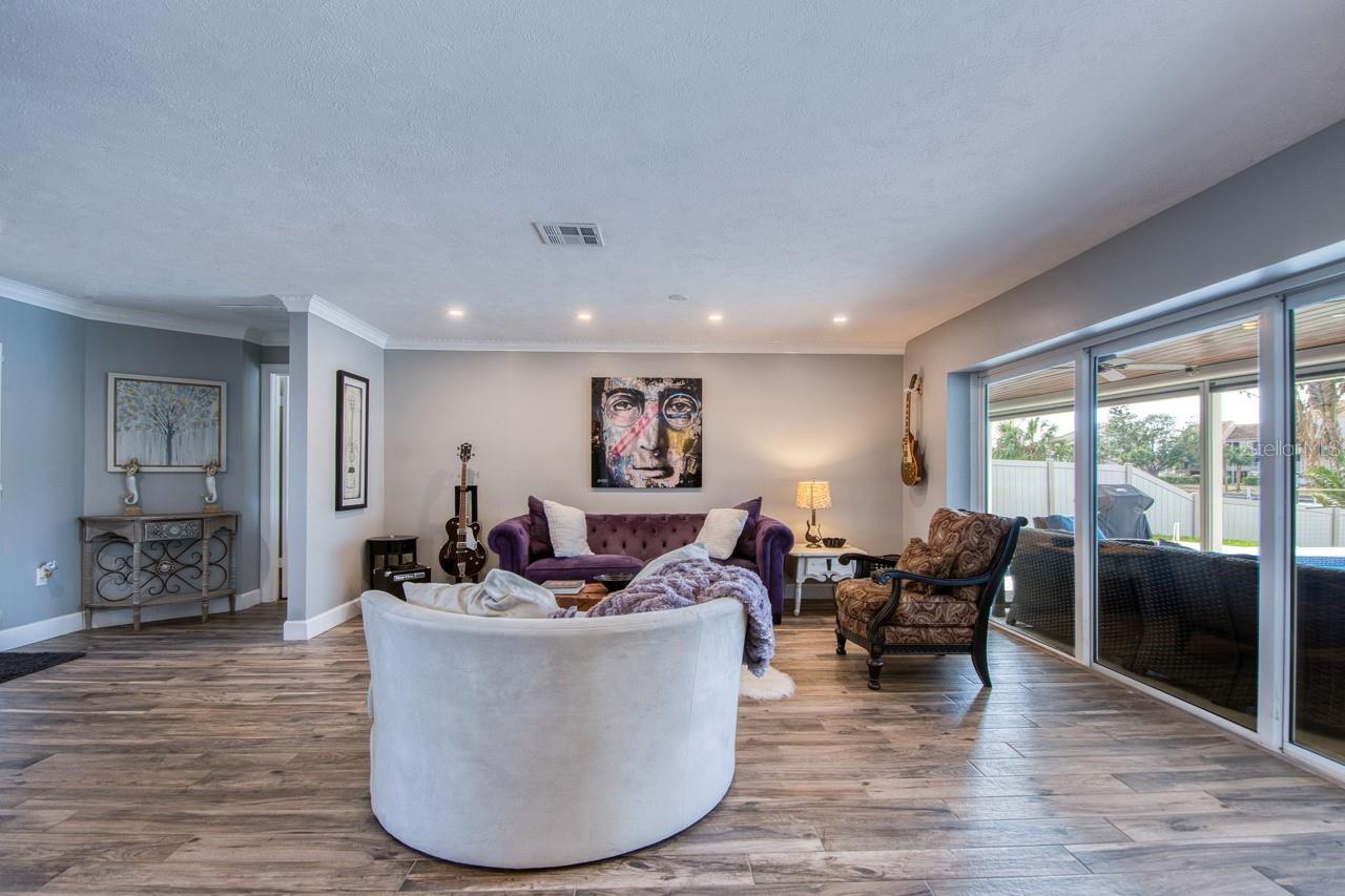 2773 SEABREEZE DR S, GULFPORT, FL, 33707