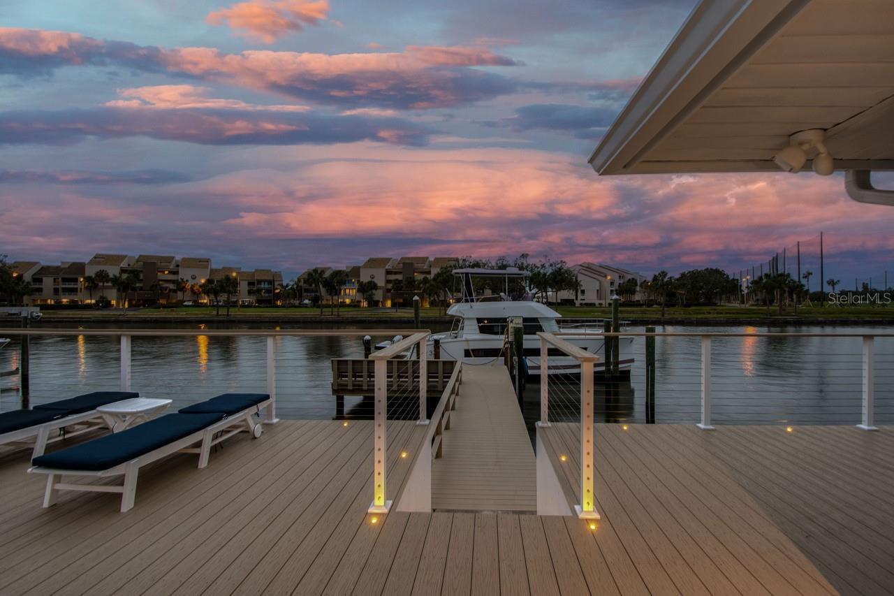 2773 SEABREEZE DR S, GULFPORT, FL, 33707