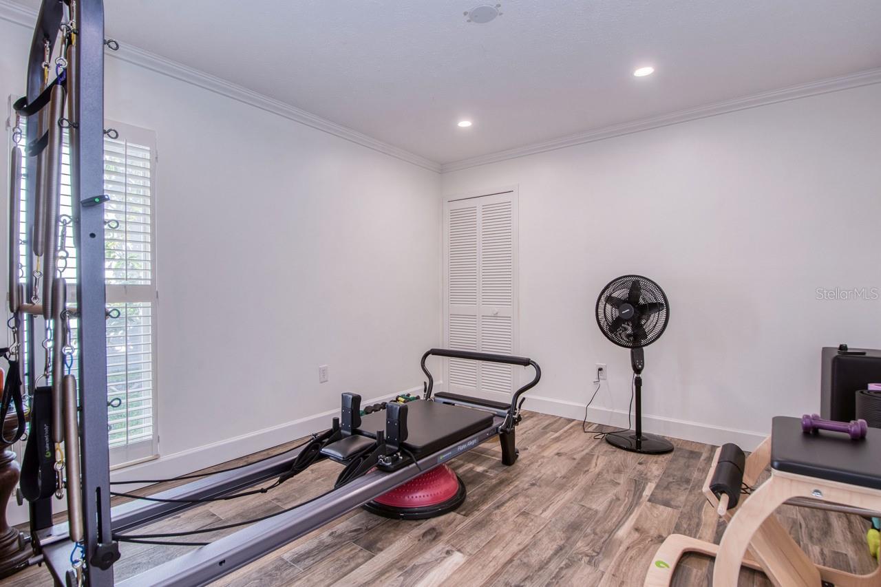 2773 SEABREEZE DR S, GULFPORT, FL, 33707
