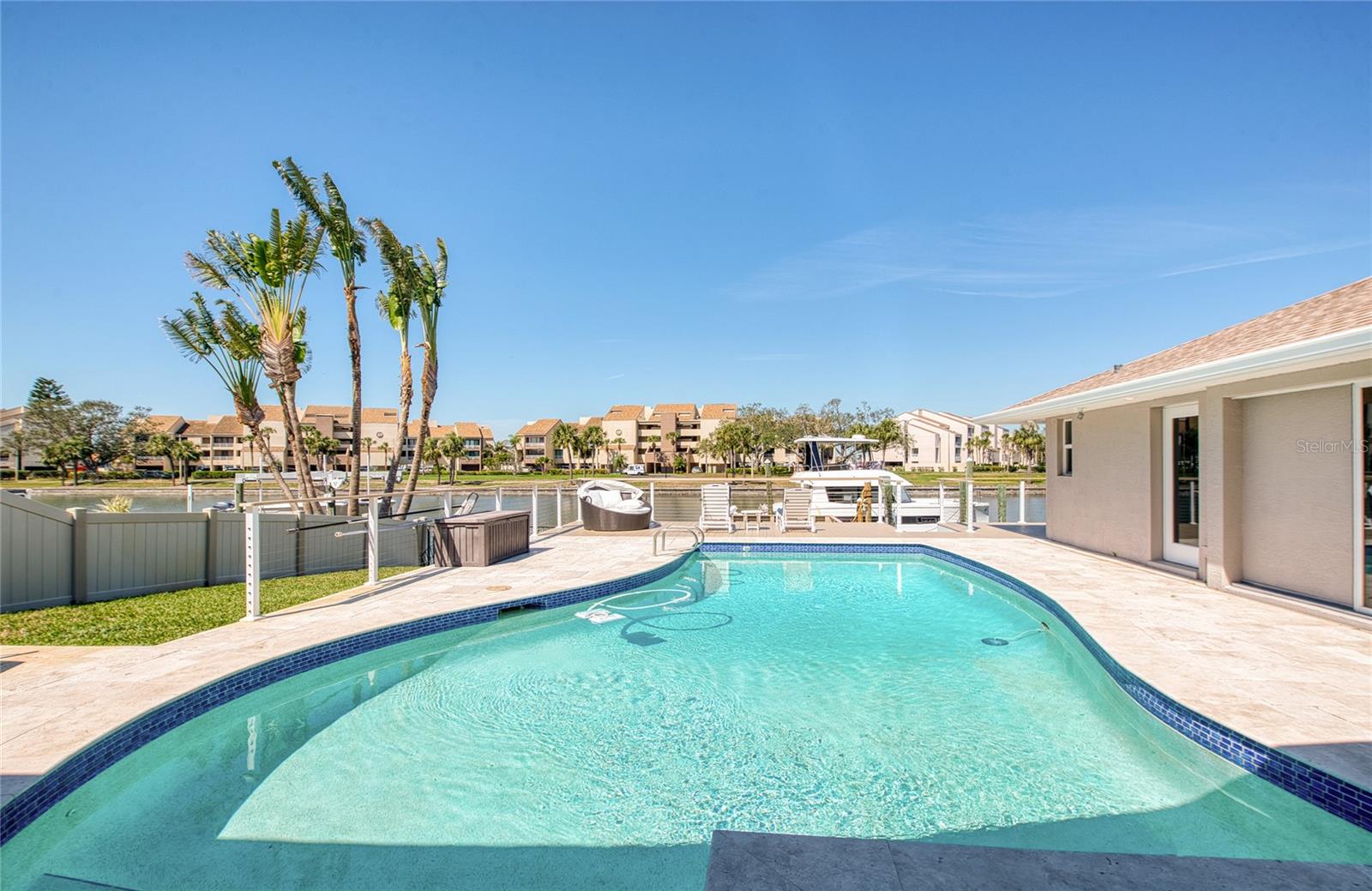 2773 SEABREEZE DR S, GULFPORT, FL, 33707