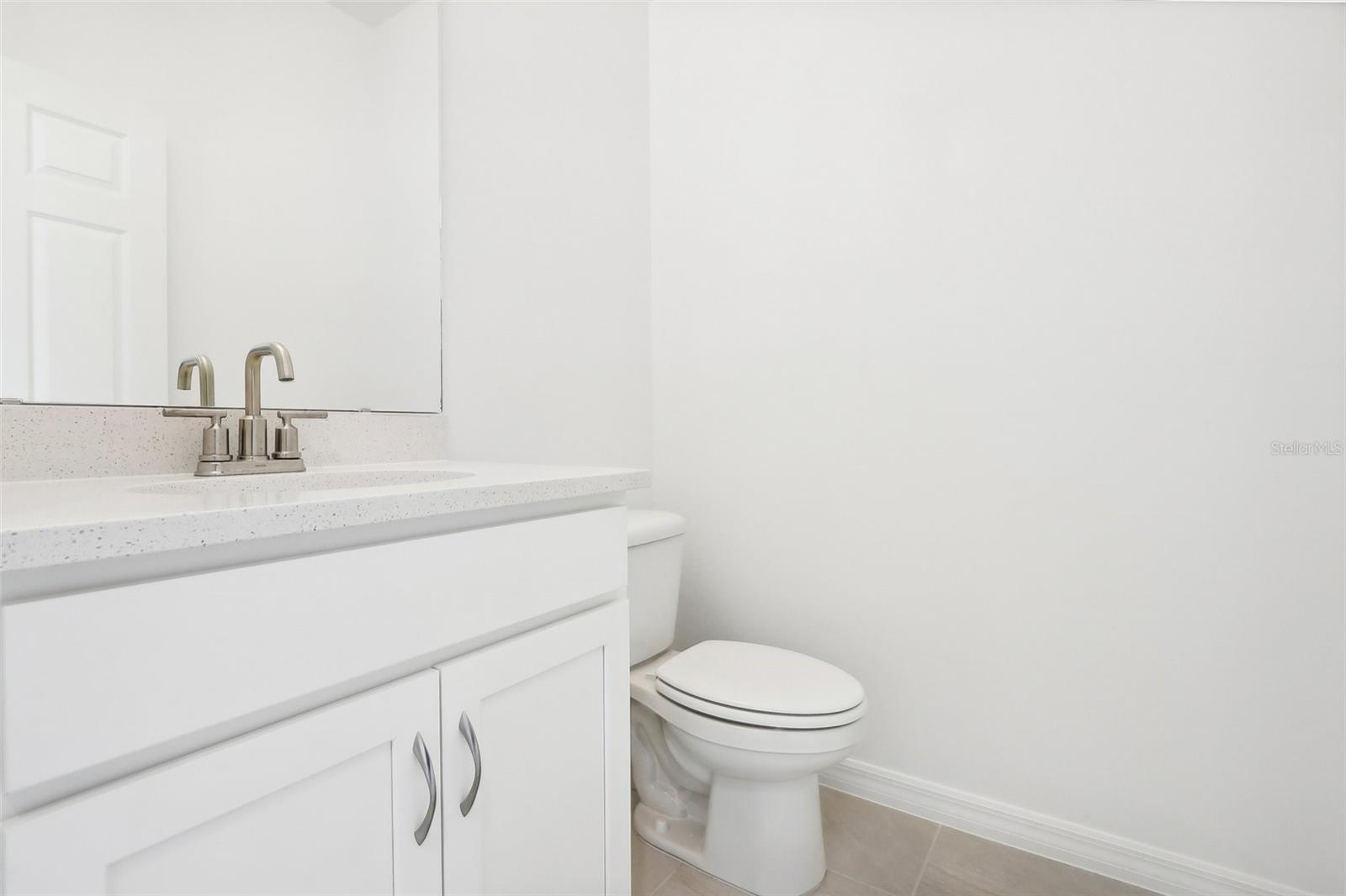 27472 BLACK KITE AVE, HOWEY IN THE HILLS, FL, 34737
