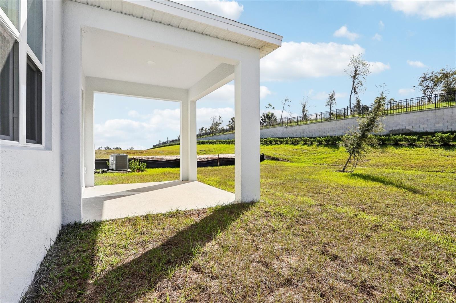 27472 BLACK KITE AVE, HOWEY IN THE HILLS, FL, 34737