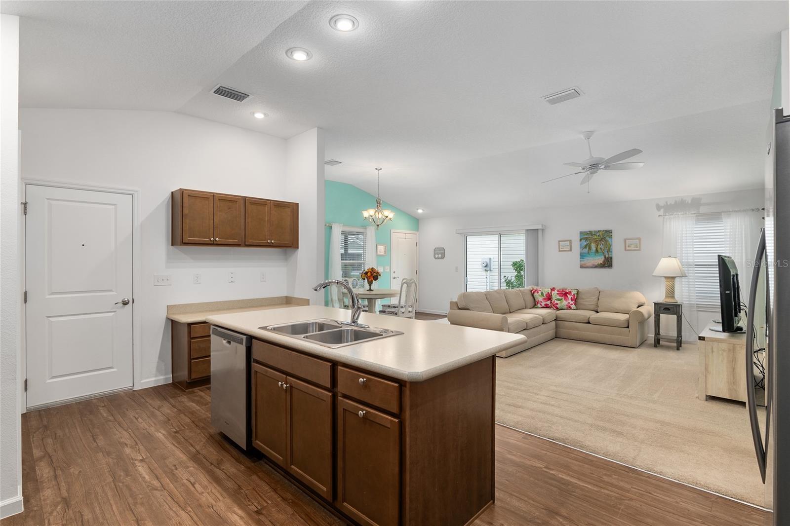 5627 VAN WINKLE TER, THE VILLAGES, FL, 32163