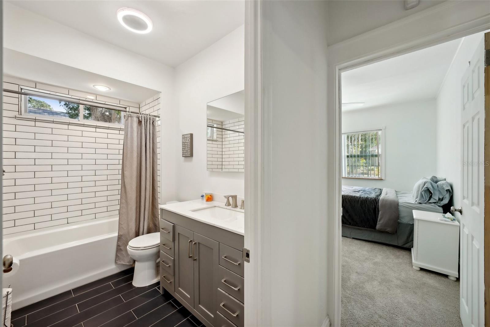 56 W PARK ST, TARPON SPRINGS, FL, 34689
