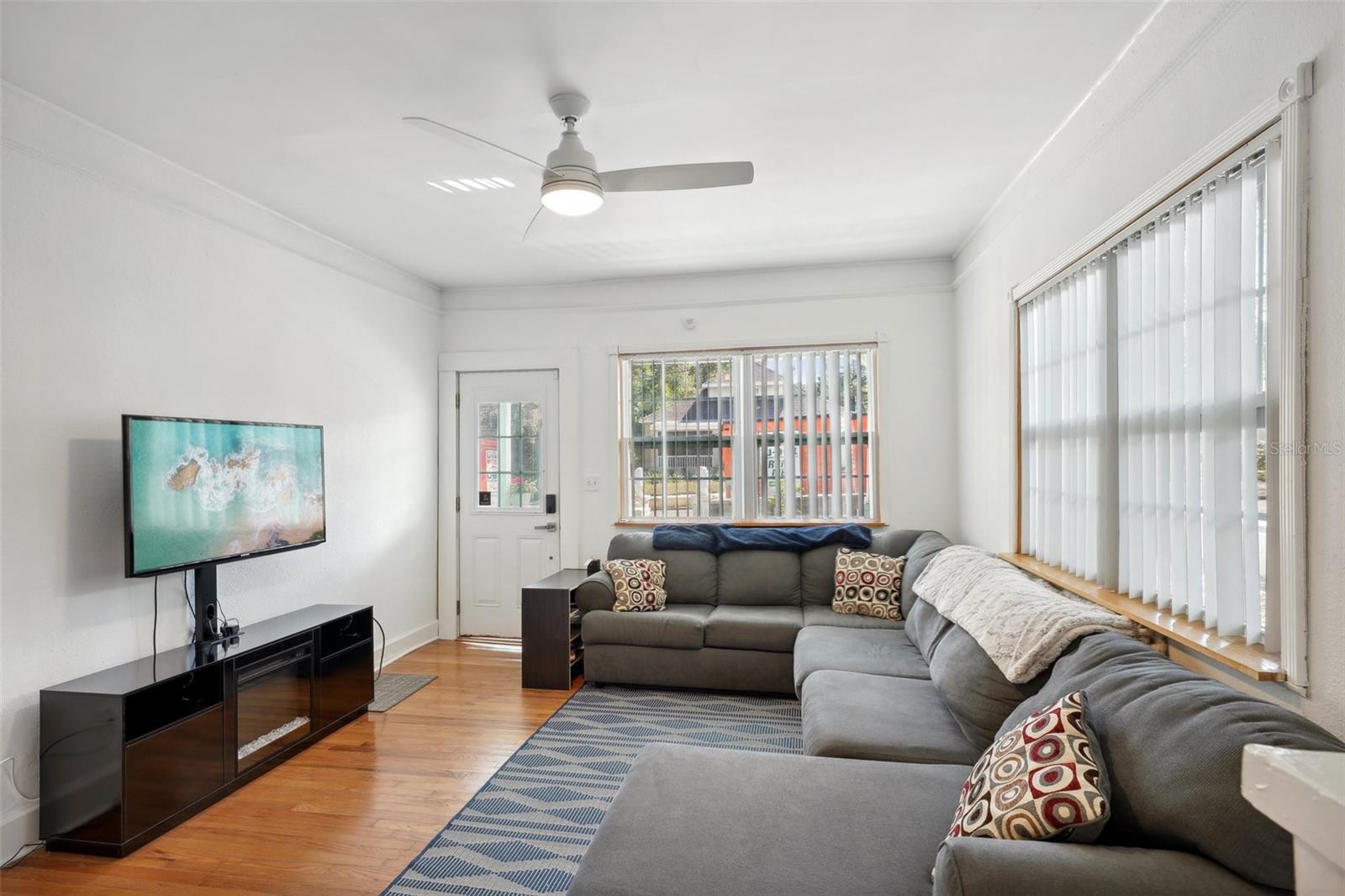 56 W PARK ST, TARPON SPRINGS, FL, 34689