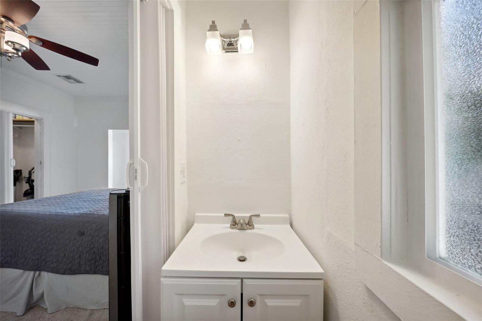 56 W PARK ST, TARPON SPRINGS, FL, 34689