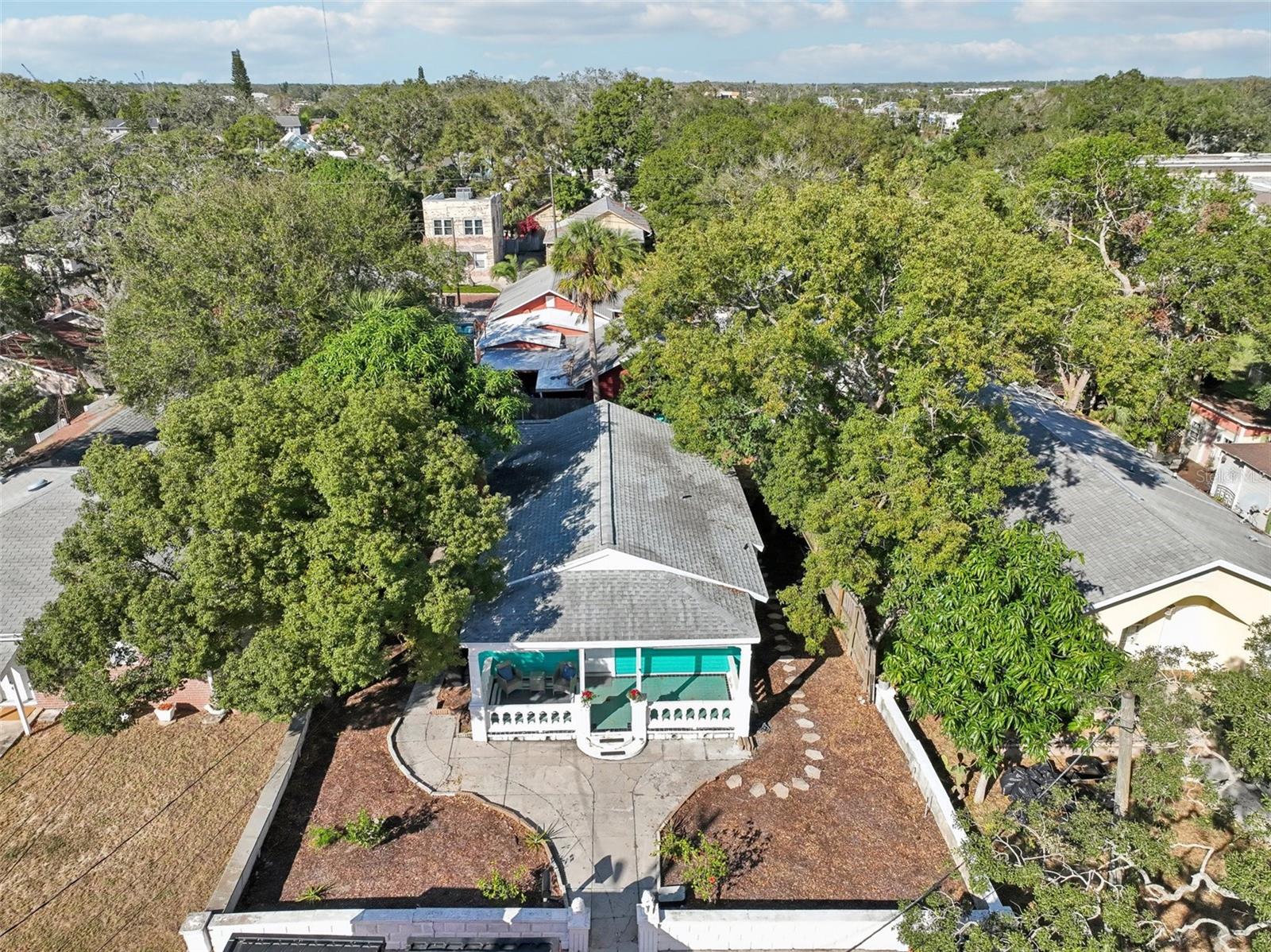 56 W PARK ST, TARPON SPRINGS, FL, 34689