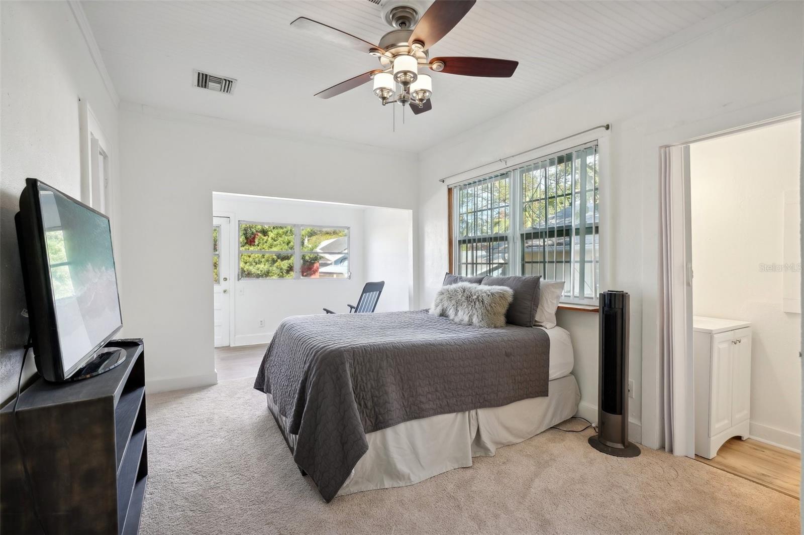 56 W PARK ST, TARPON SPRINGS, FL, 34689