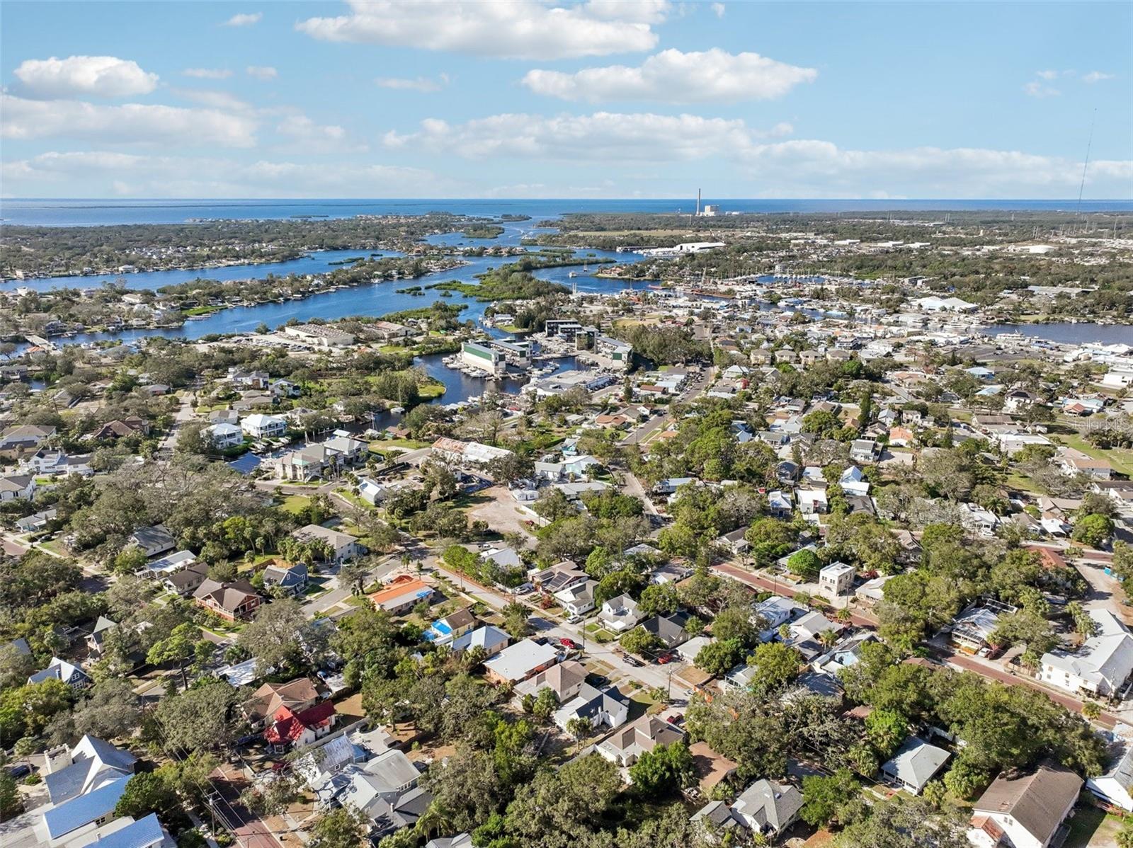 56 W PARK ST, TARPON SPRINGS, FL, 34689