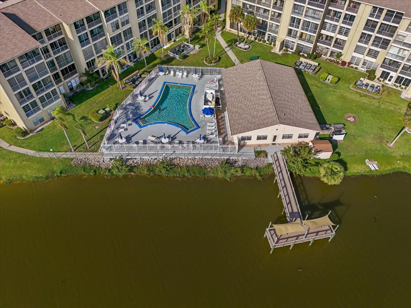 3572 LAKE BAYSHORE DR #207 BLDG K, BRADENTON, FL, 34205