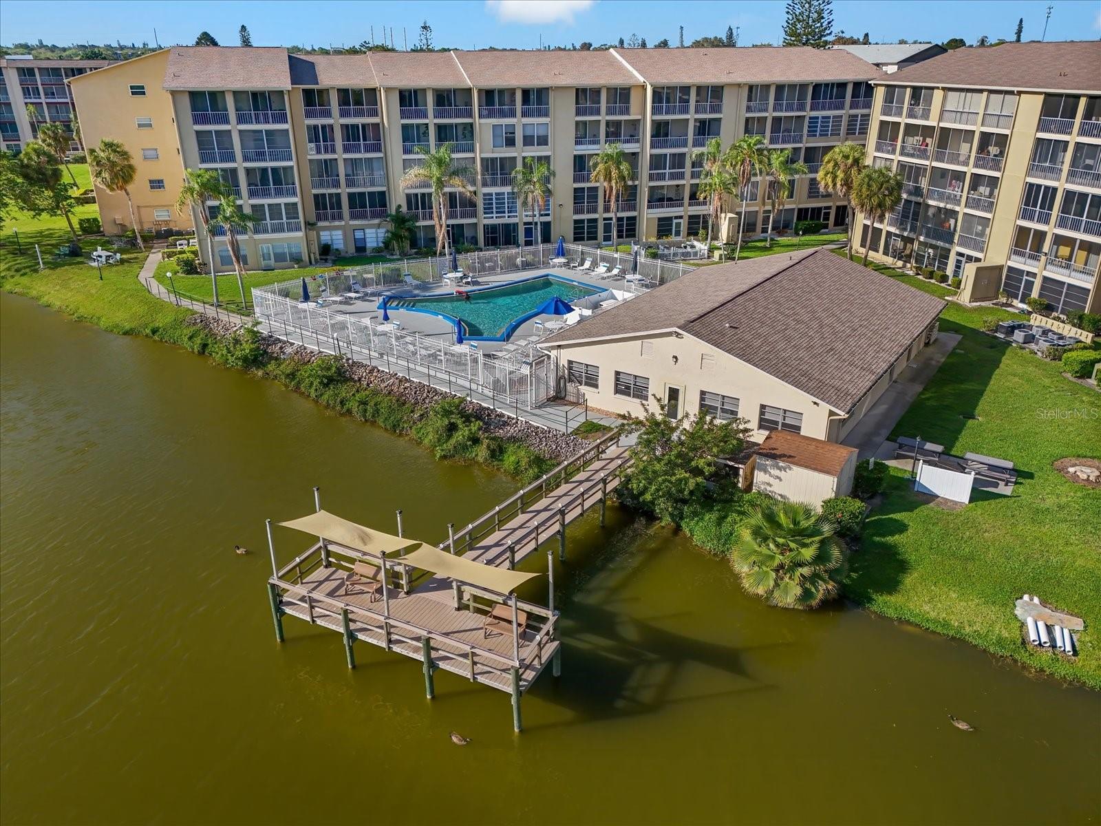 3572 LAKE BAYSHORE DR #207 BLDG K, BRADENTON, FL, 34205