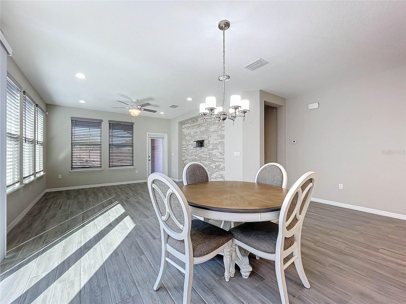 349 ALCOVE DR, GROVELAND, FL, 34736