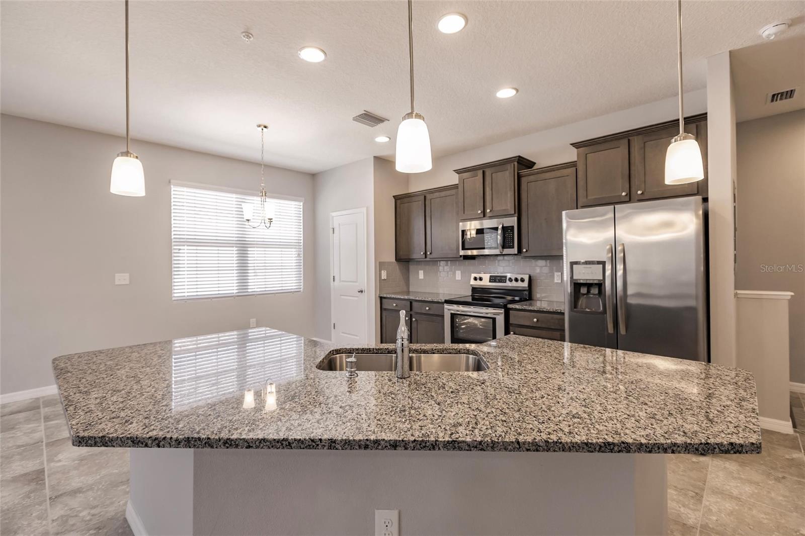 8372 ENCLAVE WAY #104, SARASOTA, FL, 34243